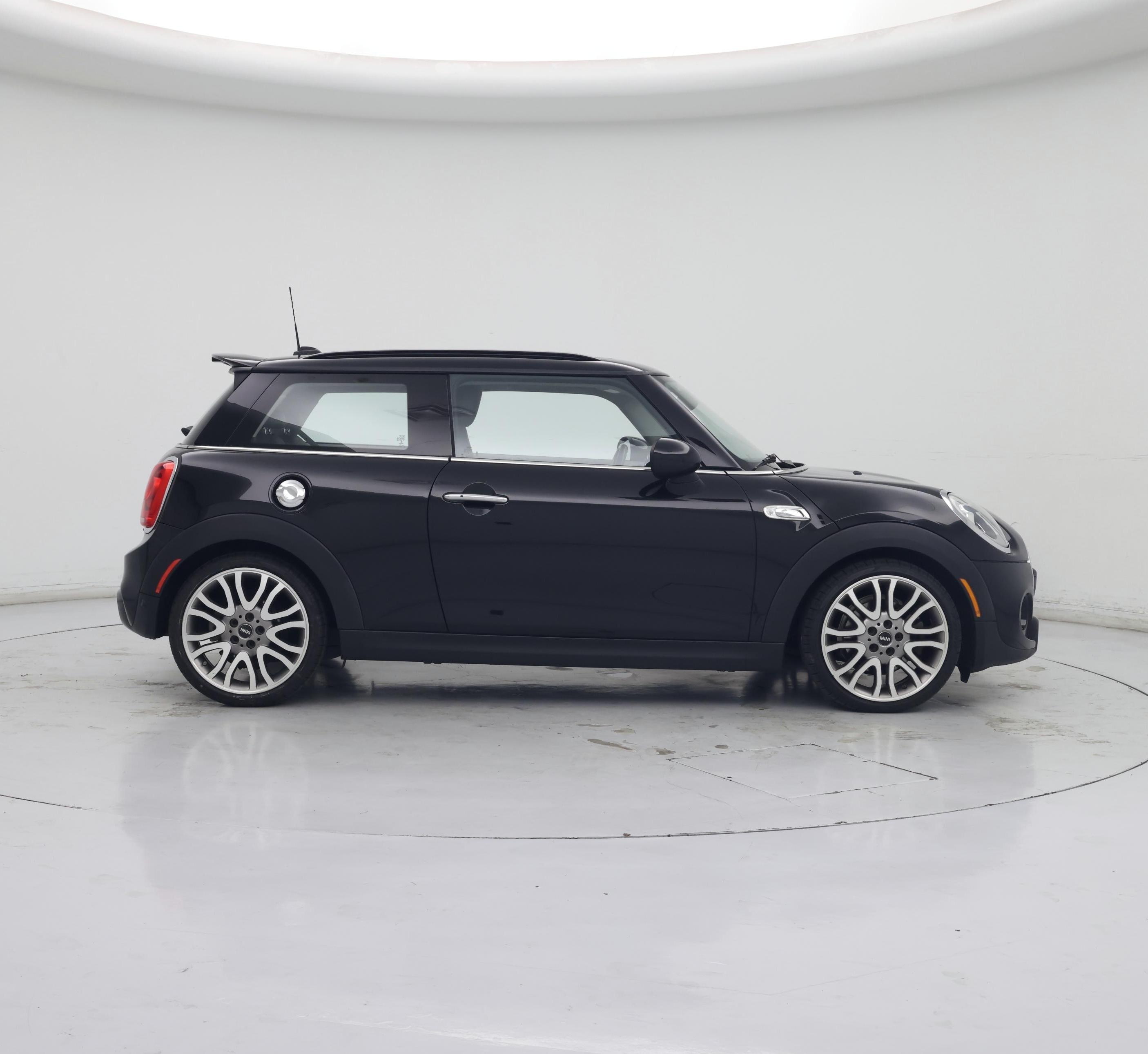 Thumbnail: 2015 MINI Cooper Hardtop - 7