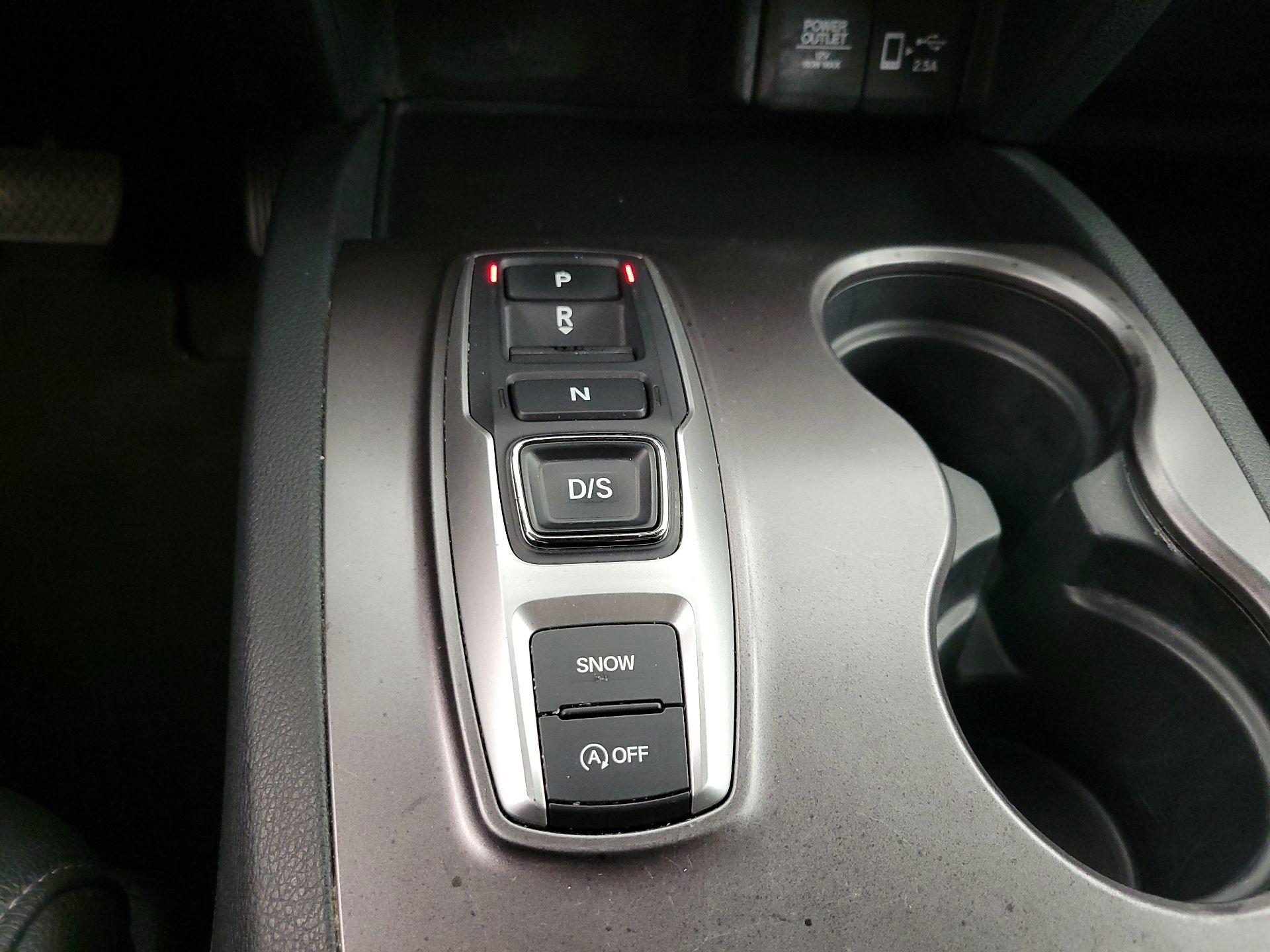 Thumbnail: 2020 Honda Passport - 17