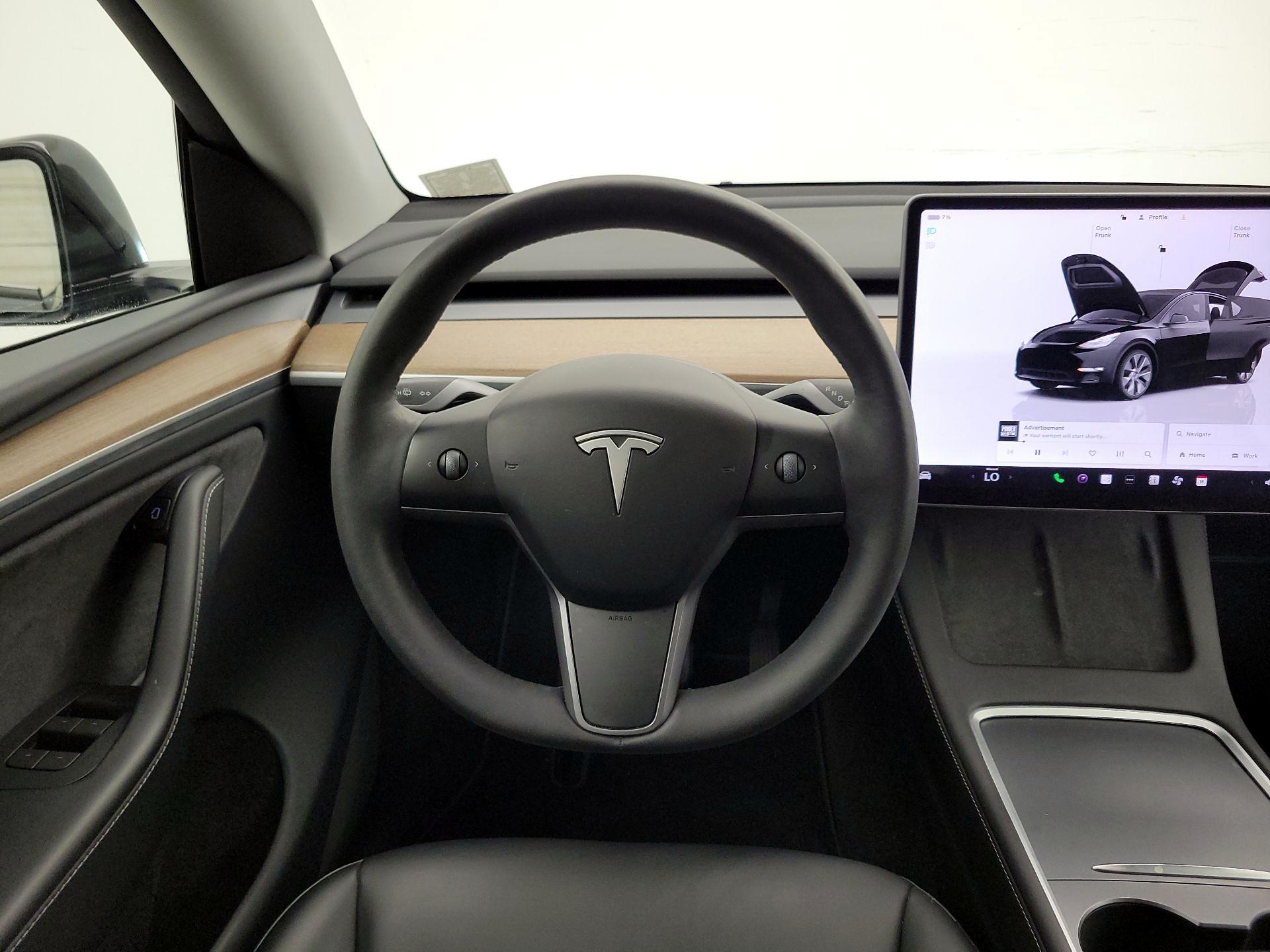 Thumbnail: 2023 Tesla Model Y - 10