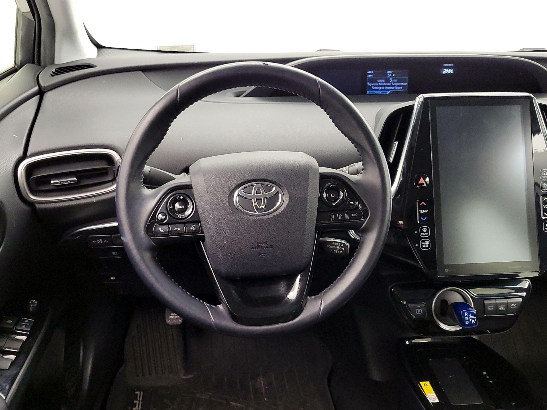 Thumbnail: 2020 Toyota Prius Prime - 10