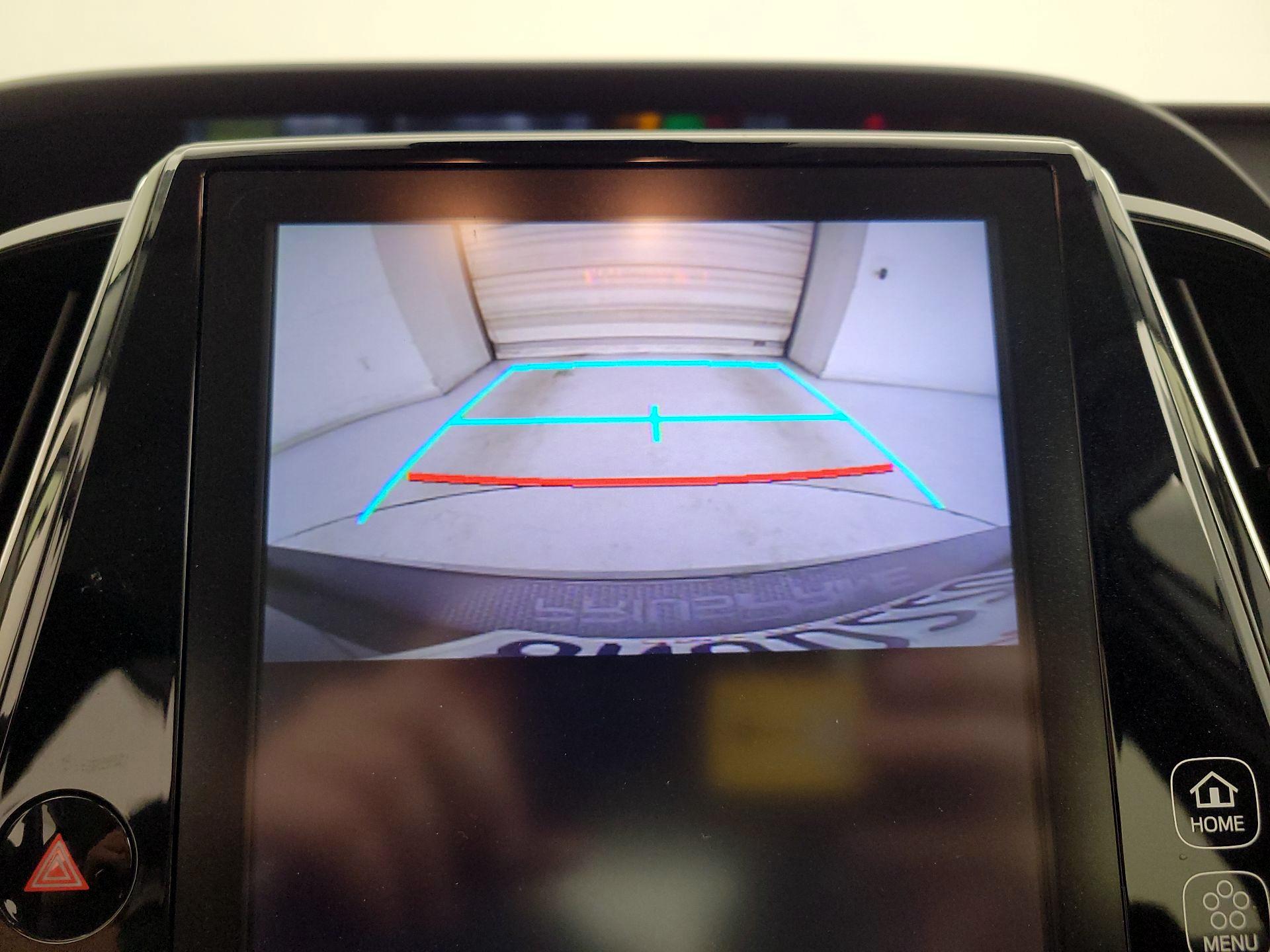 Thumbnail: 2020 Toyota Prius Prime - 15