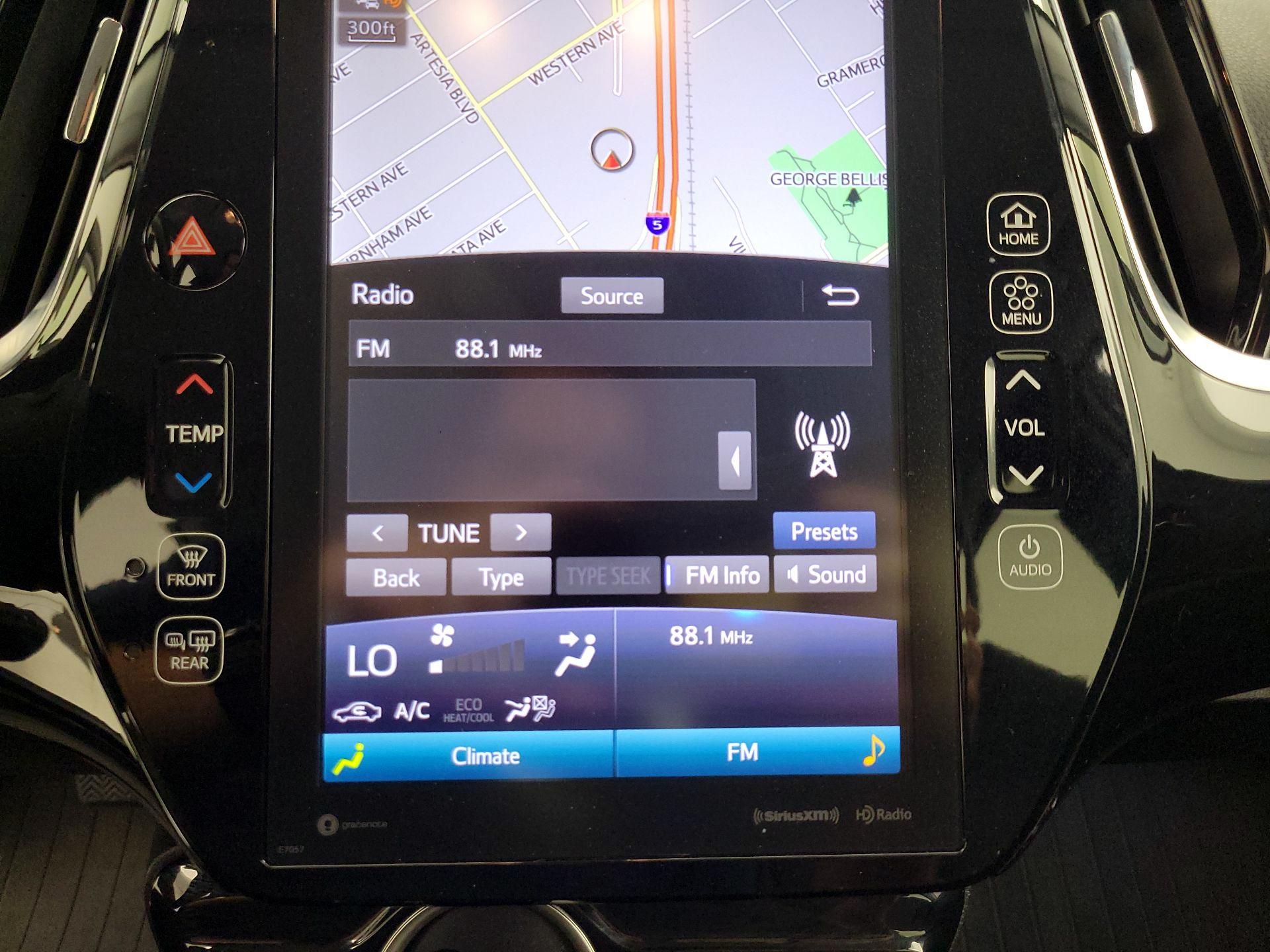 Thumbnail: 2020 Toyota Prius Prime - 16