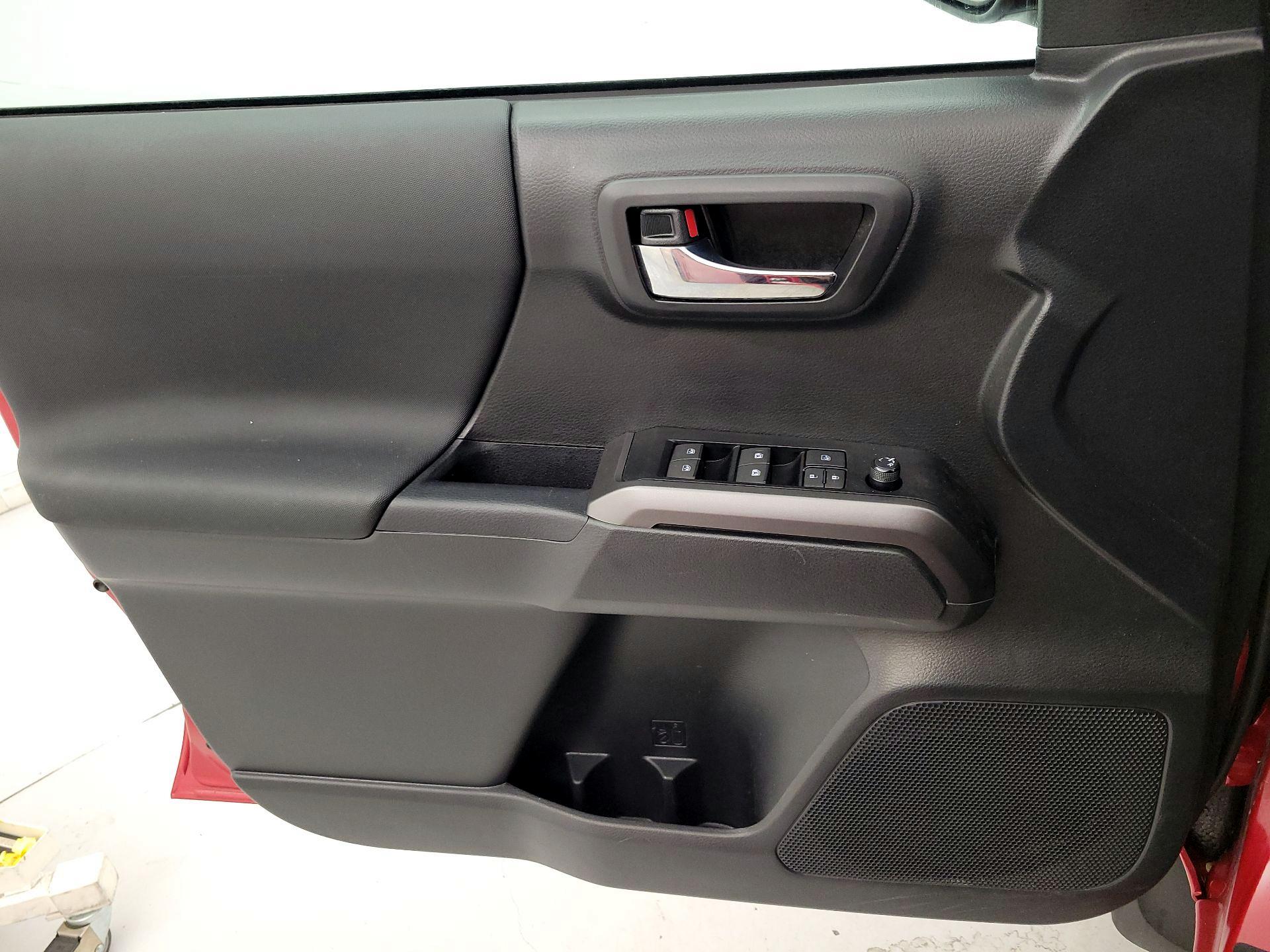 Thumbnail: 2023 Toyota Tacoma - 12