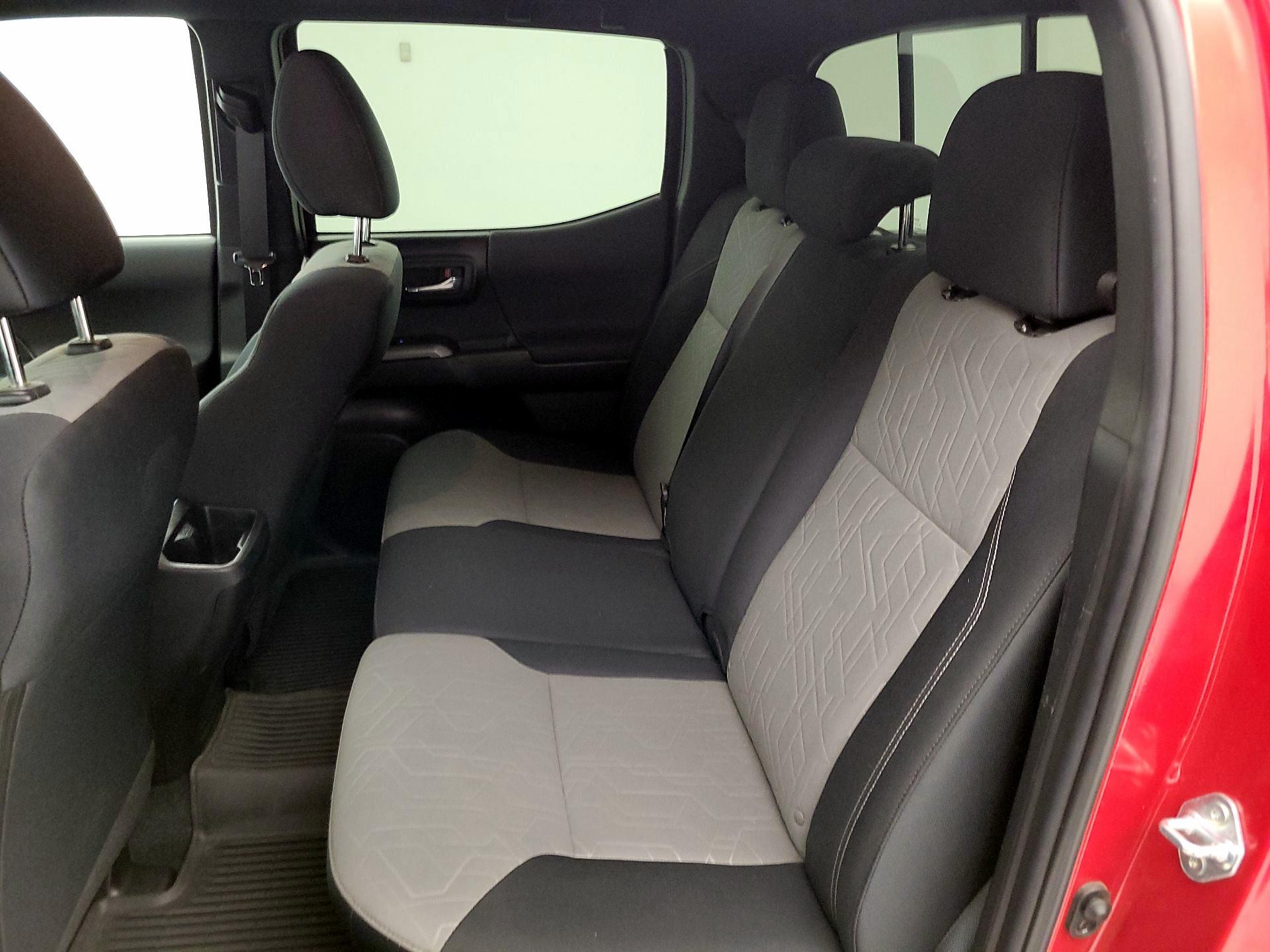 Thumbnail: 2023 Toyota Tacoma - 19