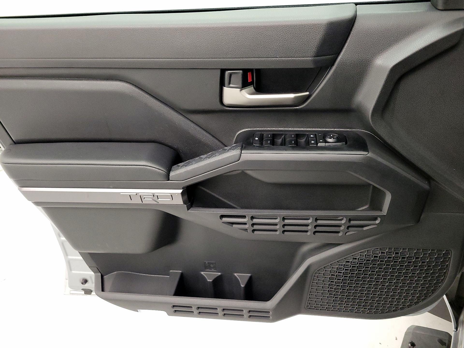 Thumbnail: 2025 Toyota Tacoma - 12