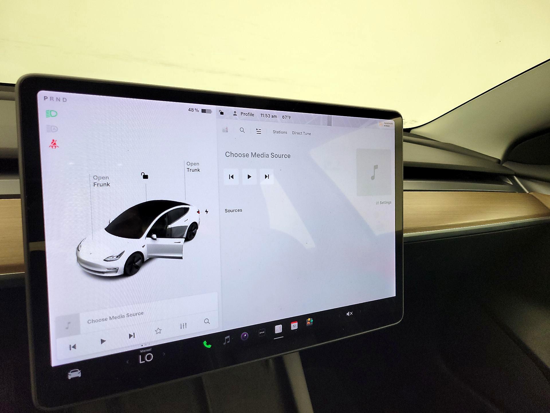 Thumbnail: 2021 Tesla Model 3 - 15