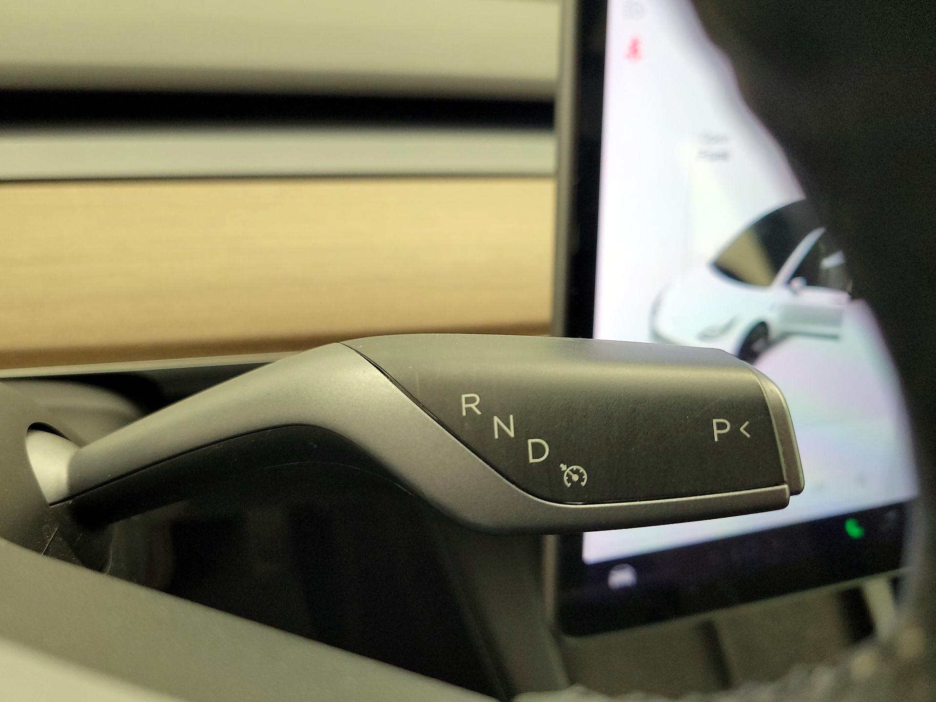 Thumbnail: 2021 Tesla Model 3 - 17