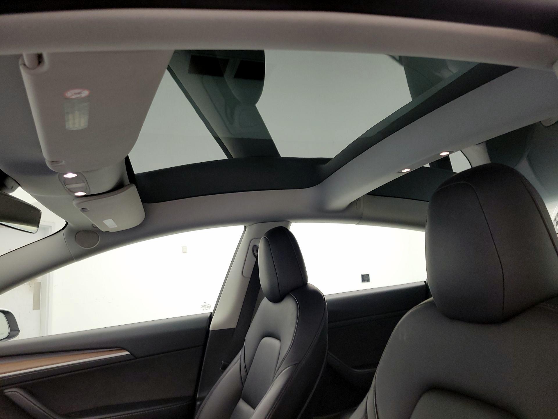 Thumbnail: 2021 Tesla Model 3 - 18