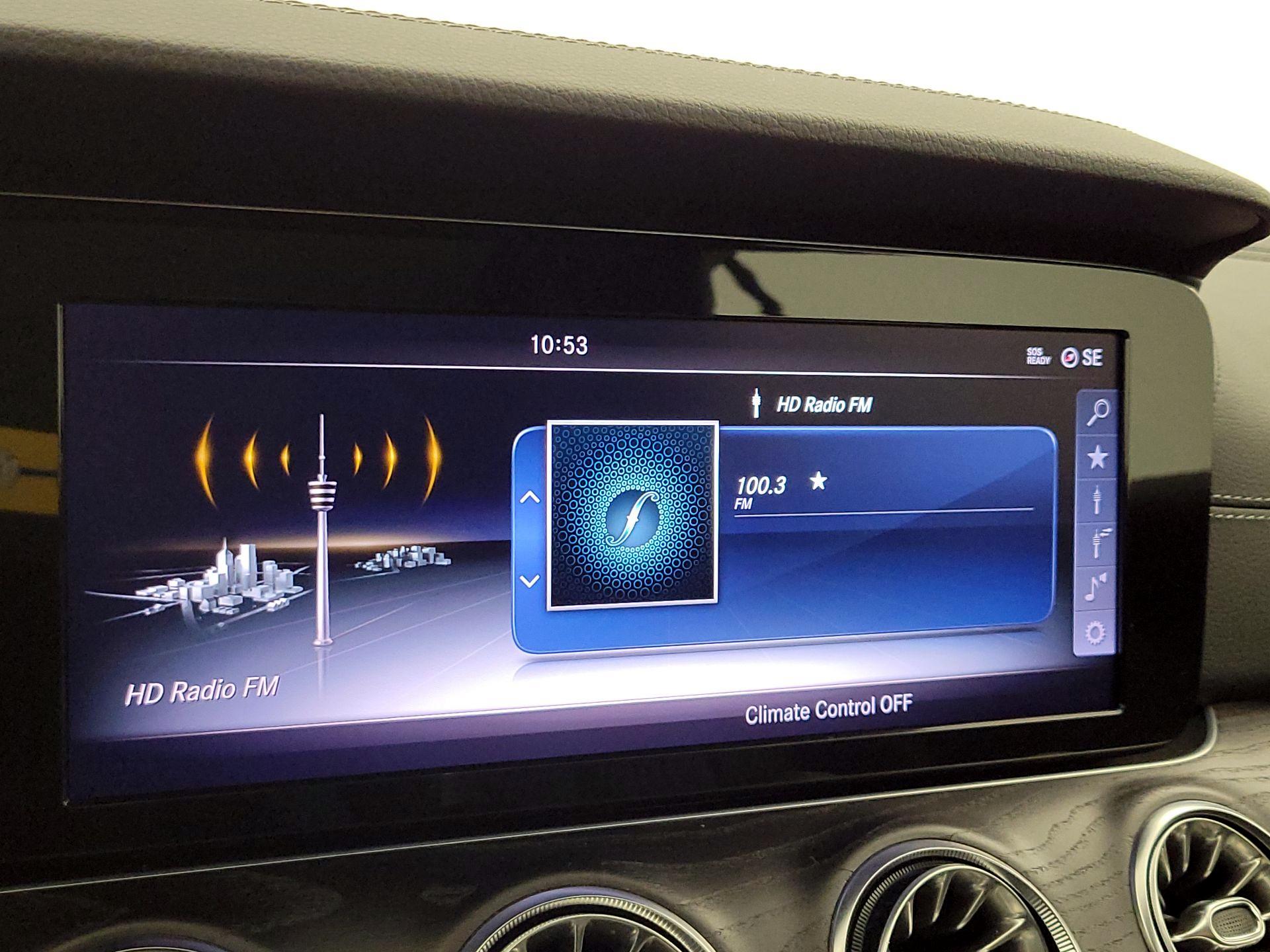 Thumbnail: 2018 Mercedes-Benz E-Class - 15