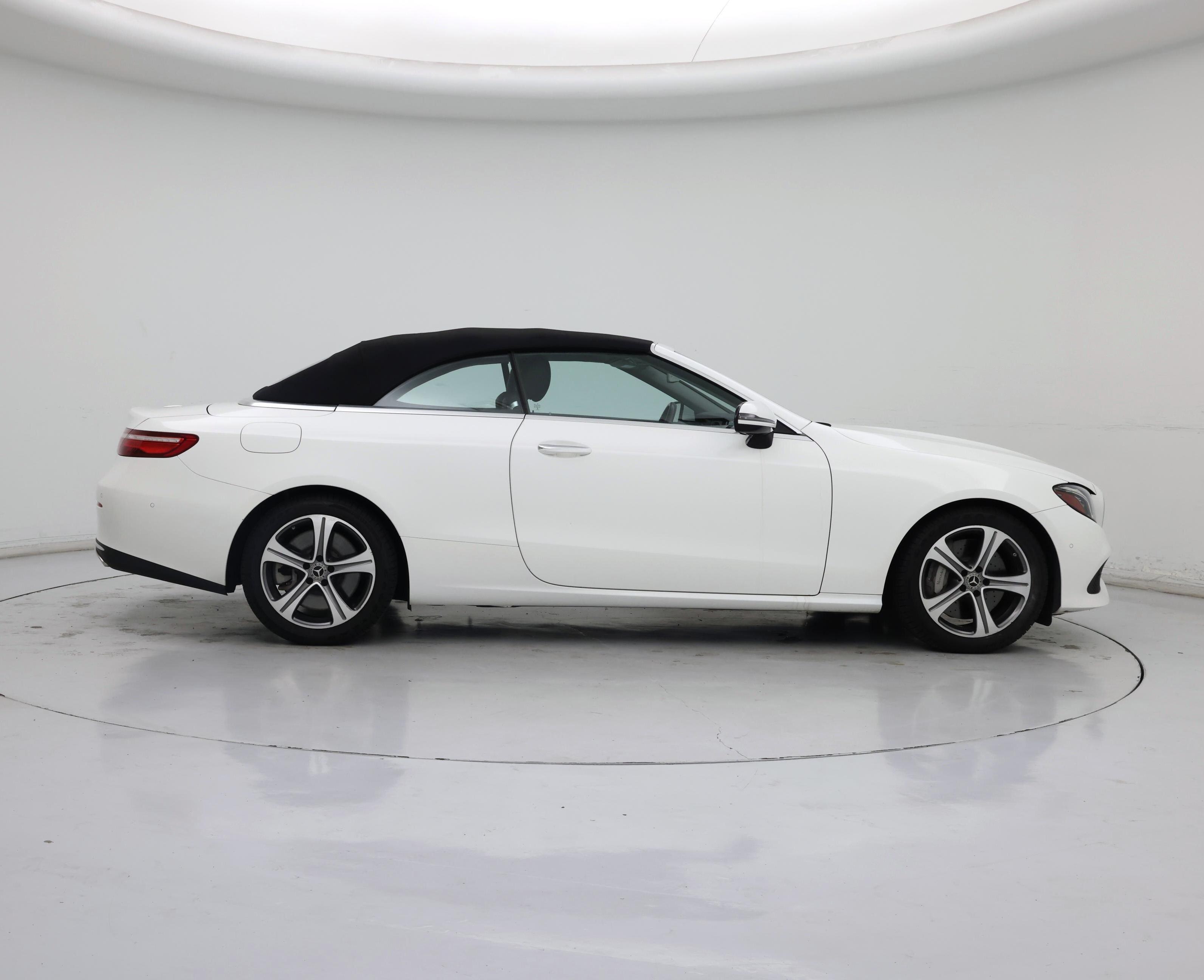 Thumbnail: 2018 Mercedes-Benz E-Class - 7