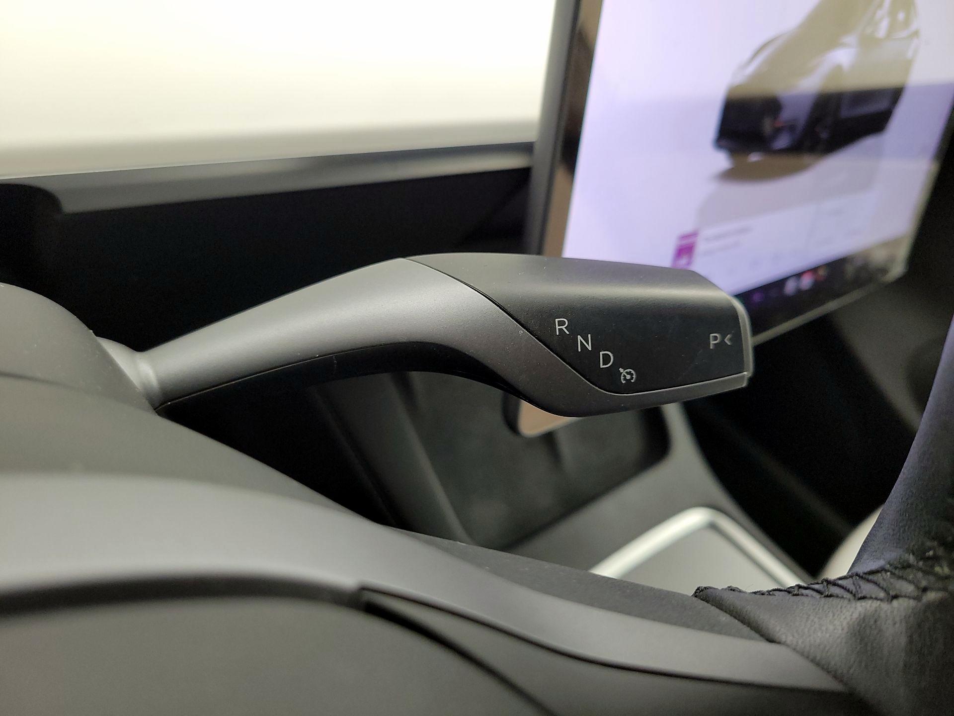 Thumbnail: 2022 Tesla Model Y - 17