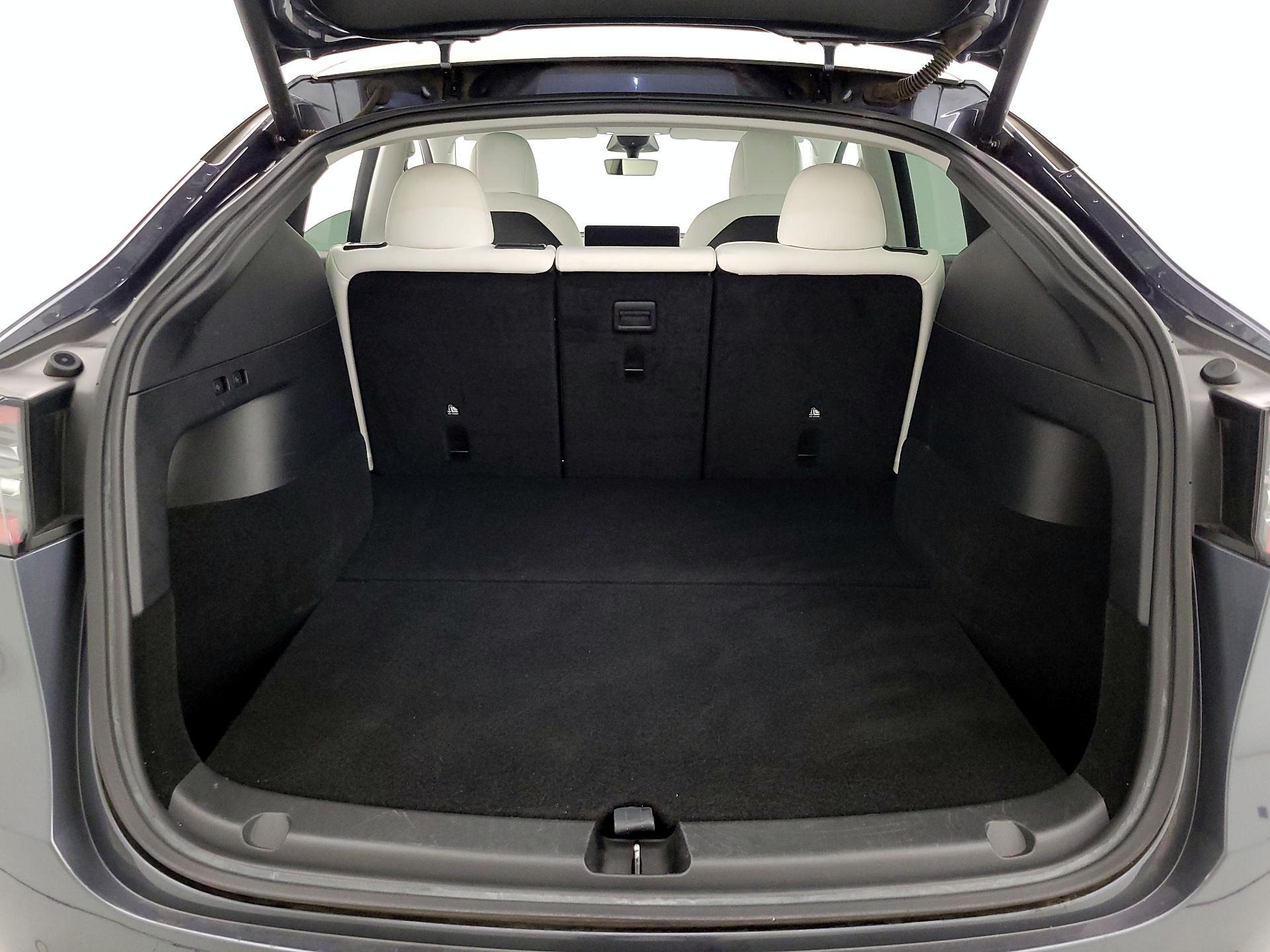 Thumbnail: 2022 Tesla Model Y - 20