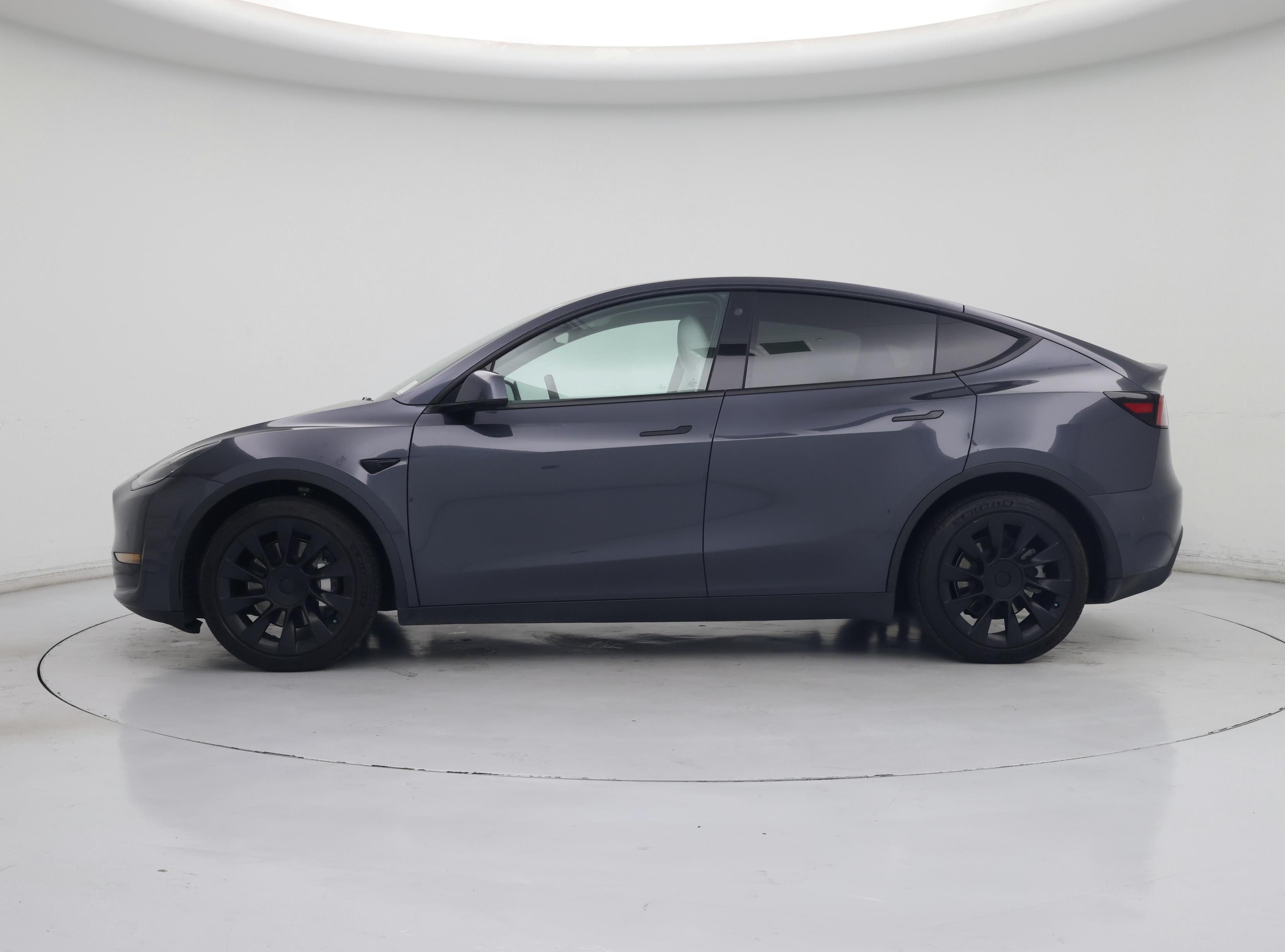 Thumbnail: 2022 Tesla Model Y - 3