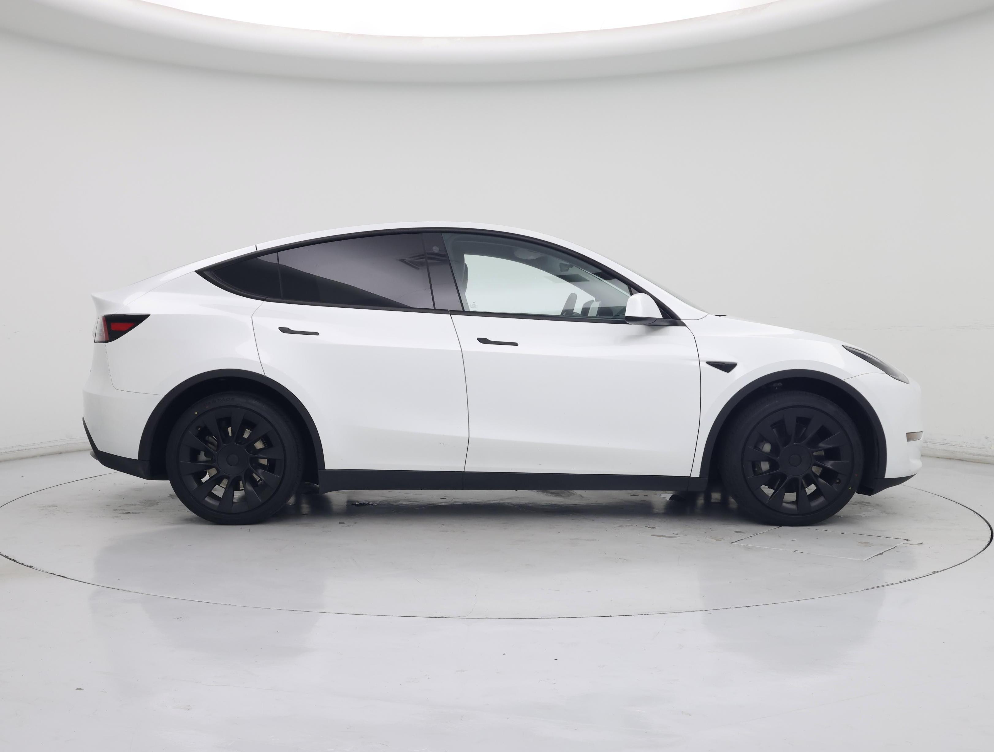 Thumbnail: 2023 Tesla Model Y - 7