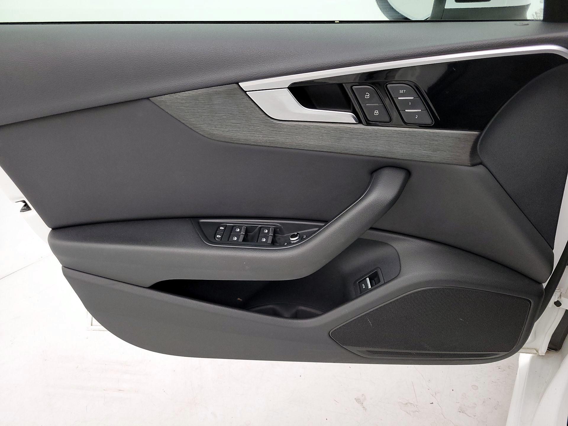 Thumbnail: 2020 Audi A4 - 12