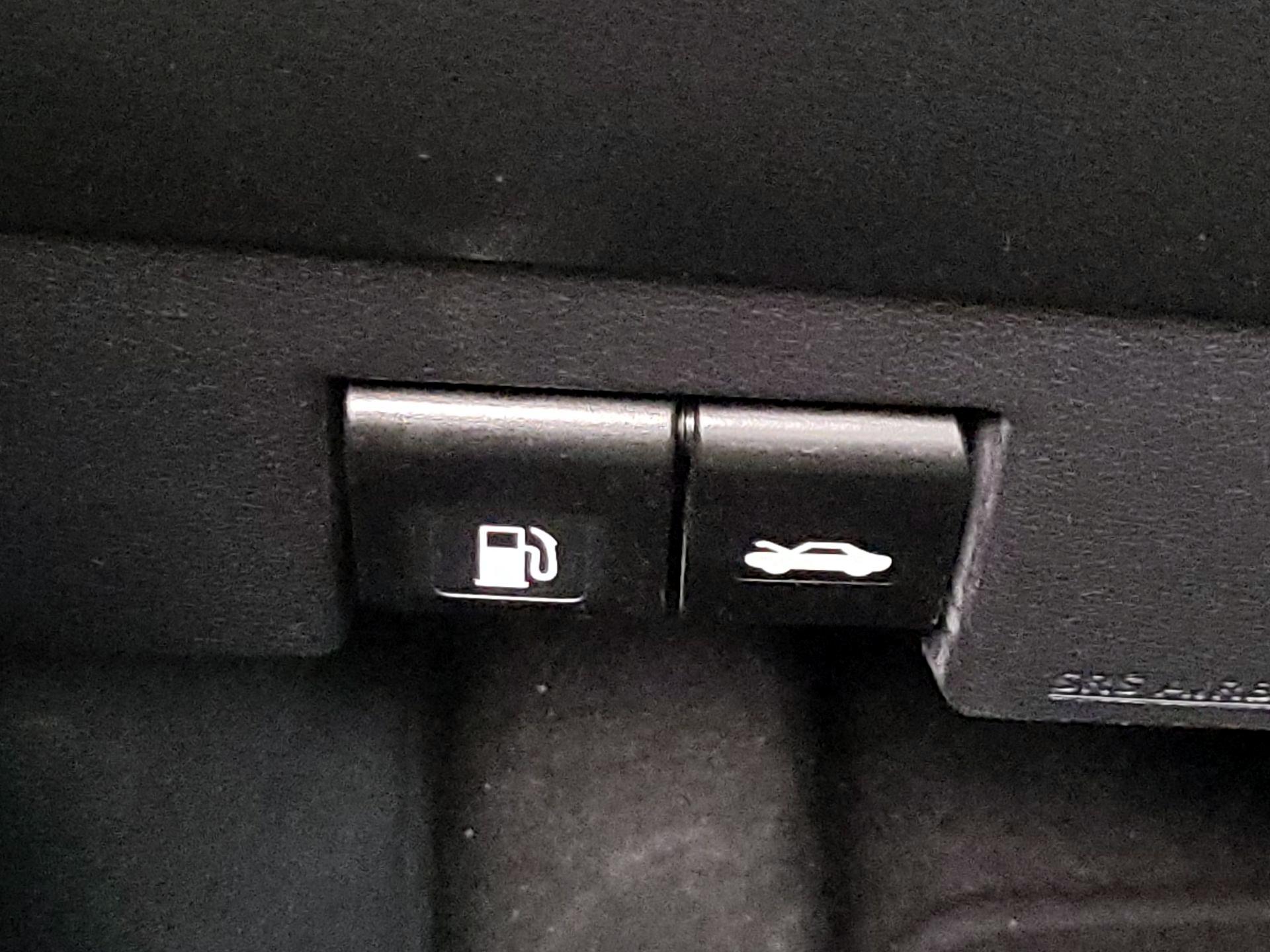 Thumbnail: 2020 Nissan Versa - 13