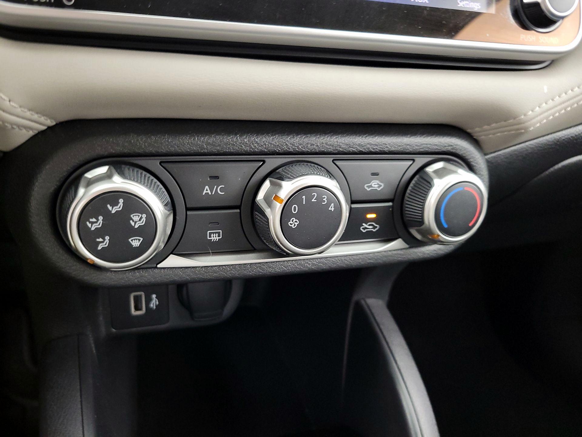 Thumbnail: 2020 Nissan Versa - 16