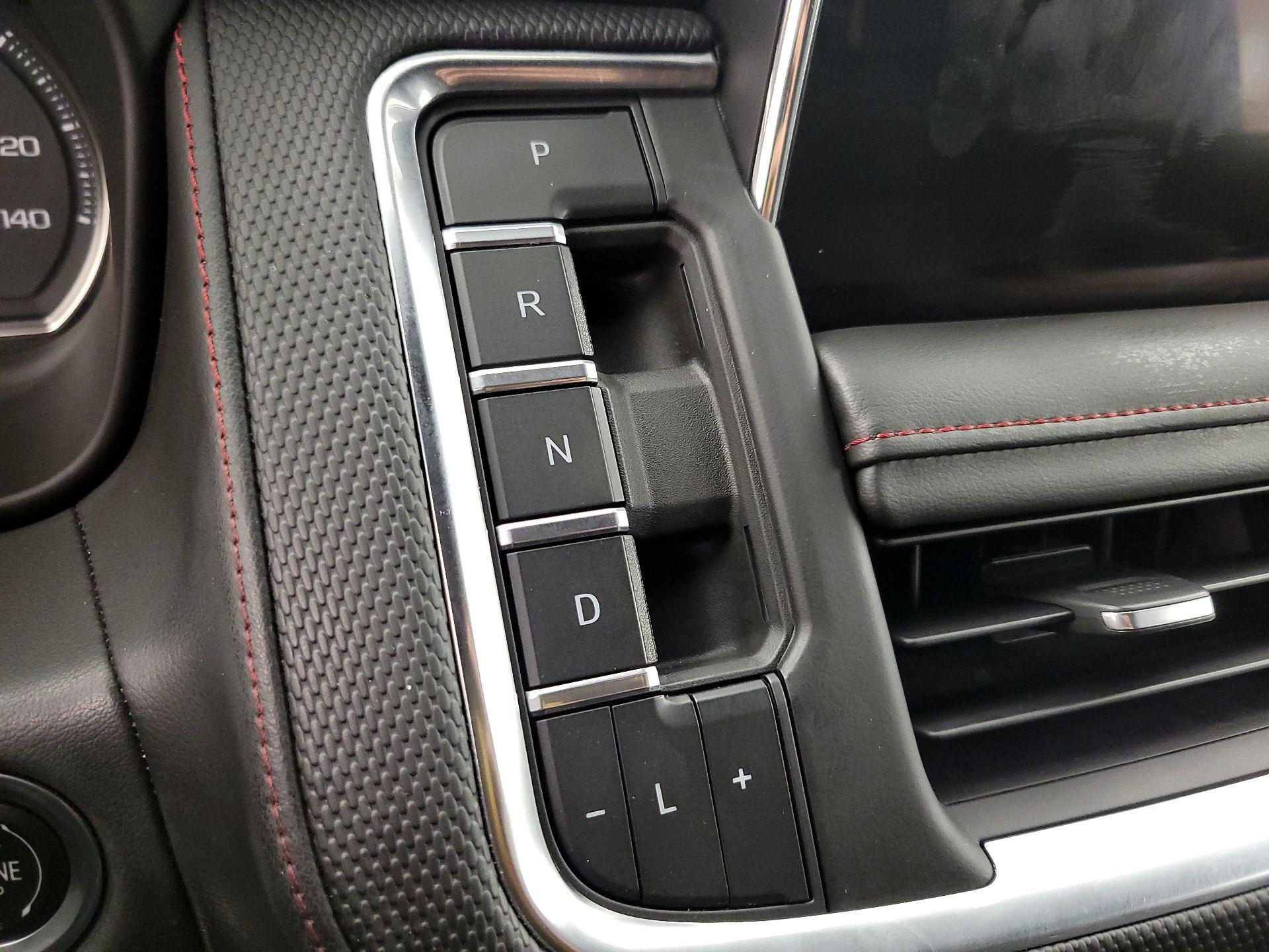 Thumbnail: 2021 Chevrolet Tahoe - 17