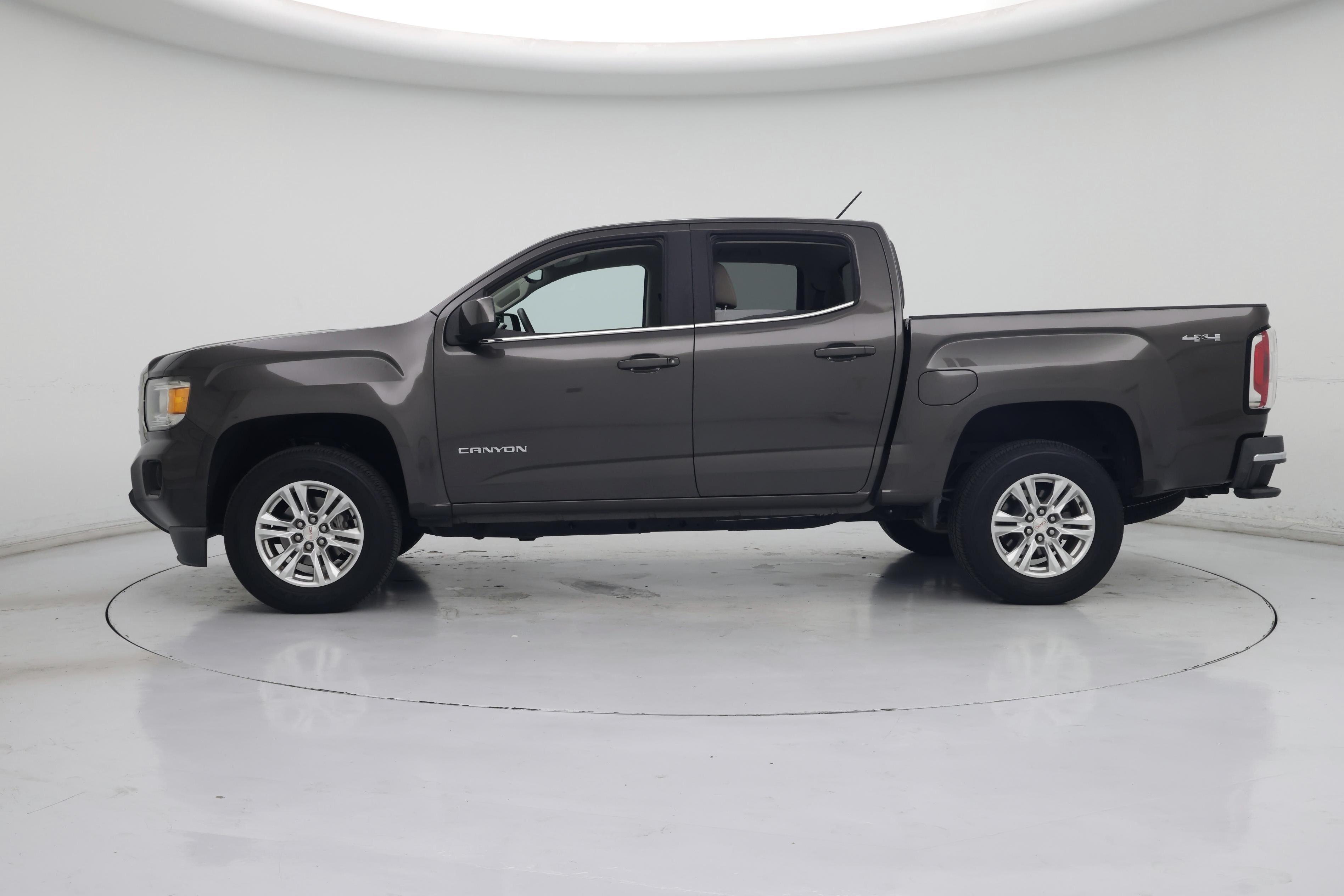 Thumbnail: 2019 GMC Canyon - 3