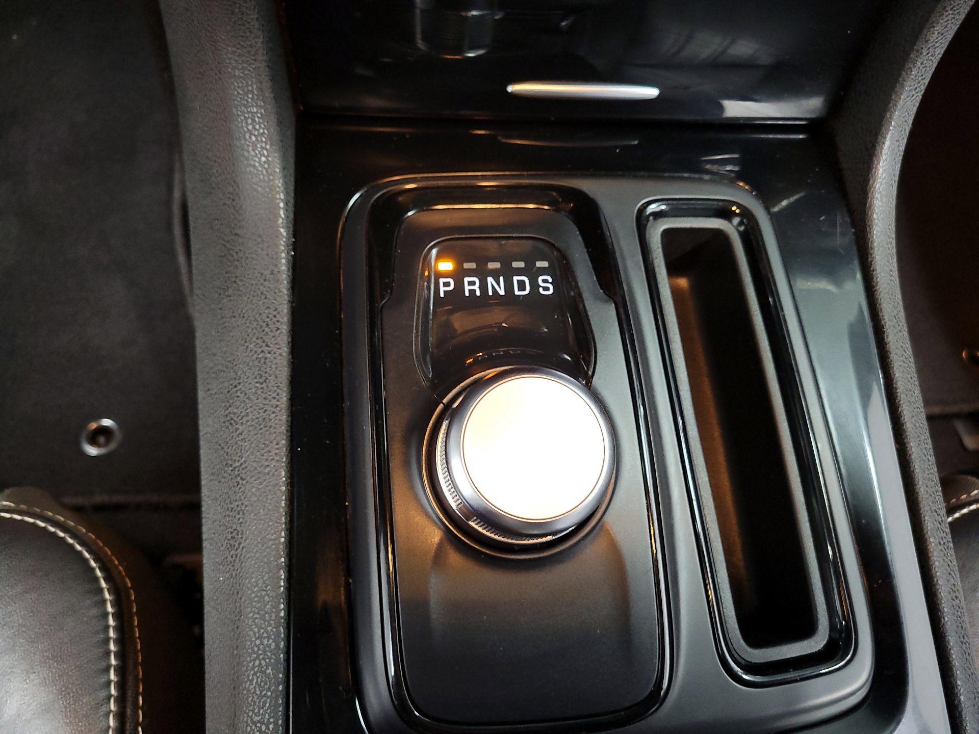 Thumbnail: 2023 Chrysler 300 - 13