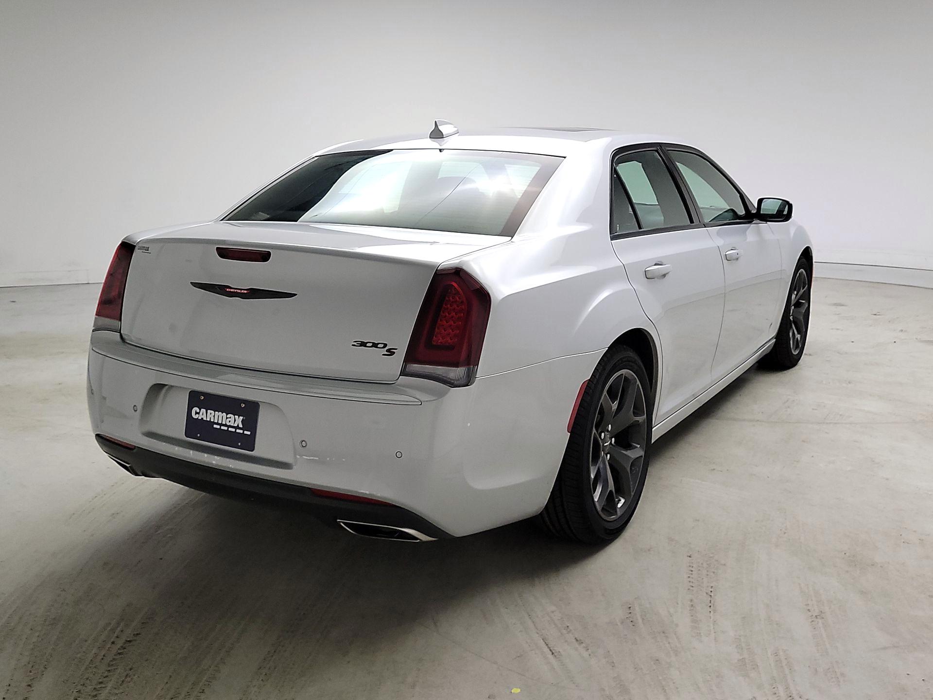 Thumbnail: 2023 Chrysler 300 - 5