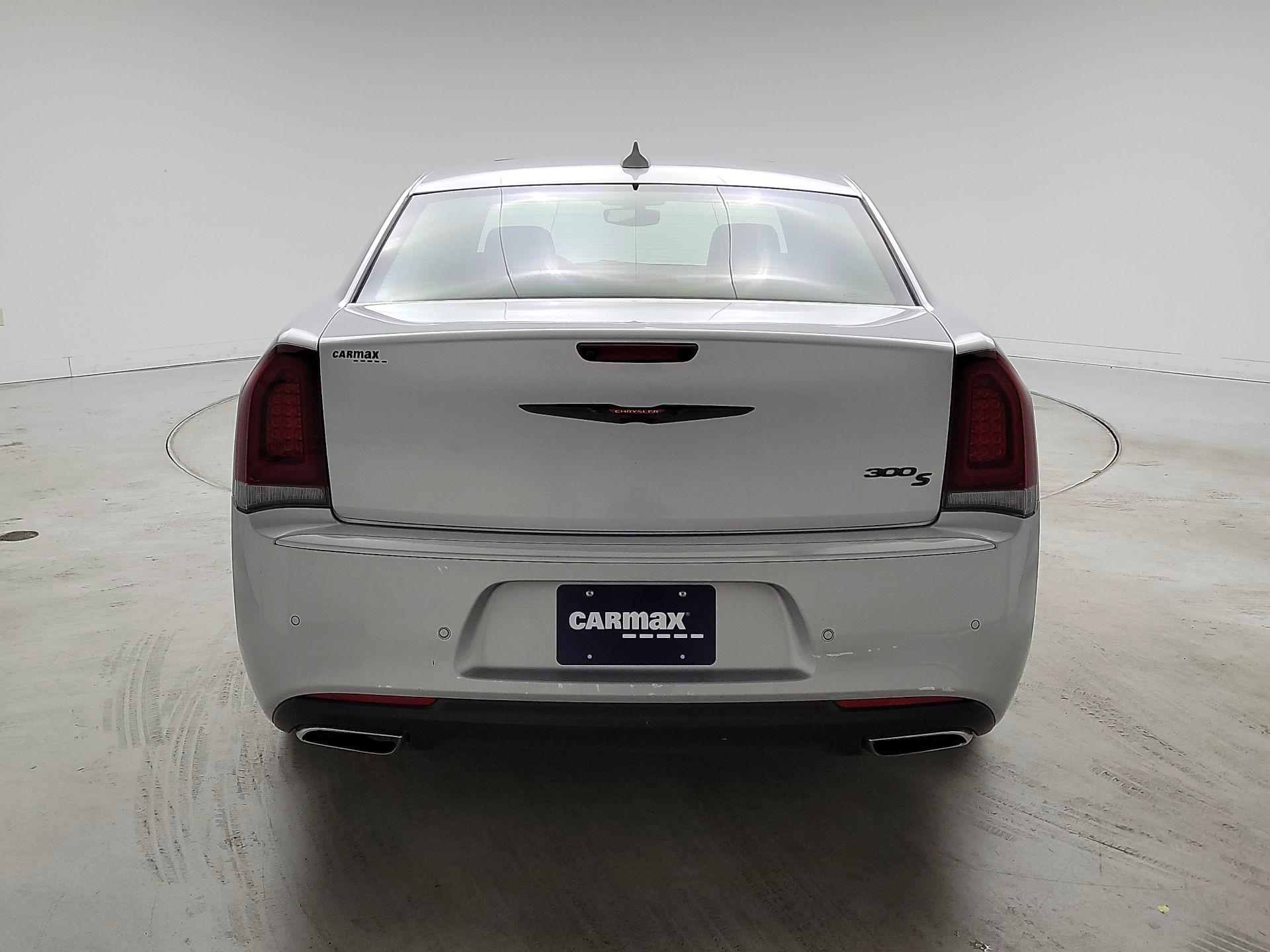 Thumbnail: 2023 Chrysler 300 - 6