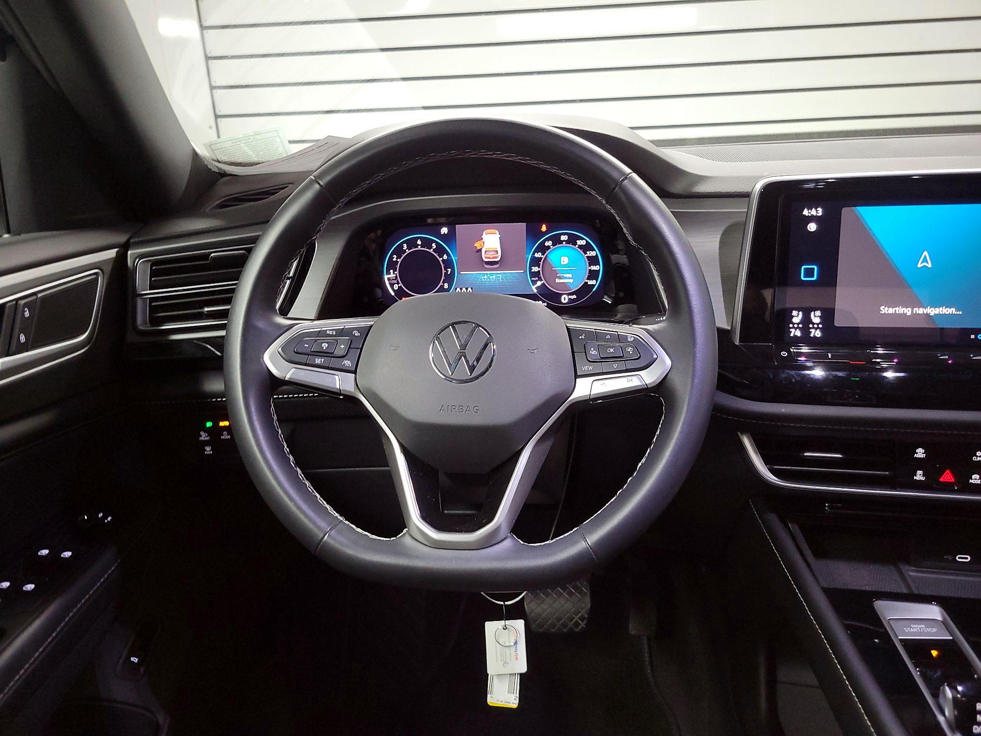 Thumbnail: 2024 Volkswagen Atlas - 10