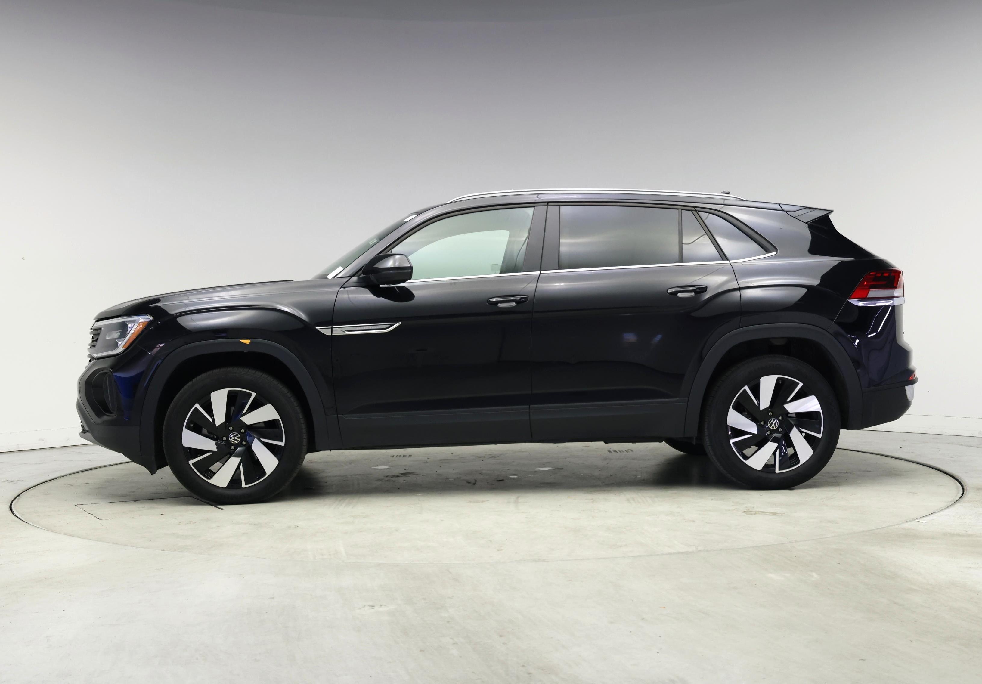 Thumbnail: 2024 Volkswagen Atlas - 3