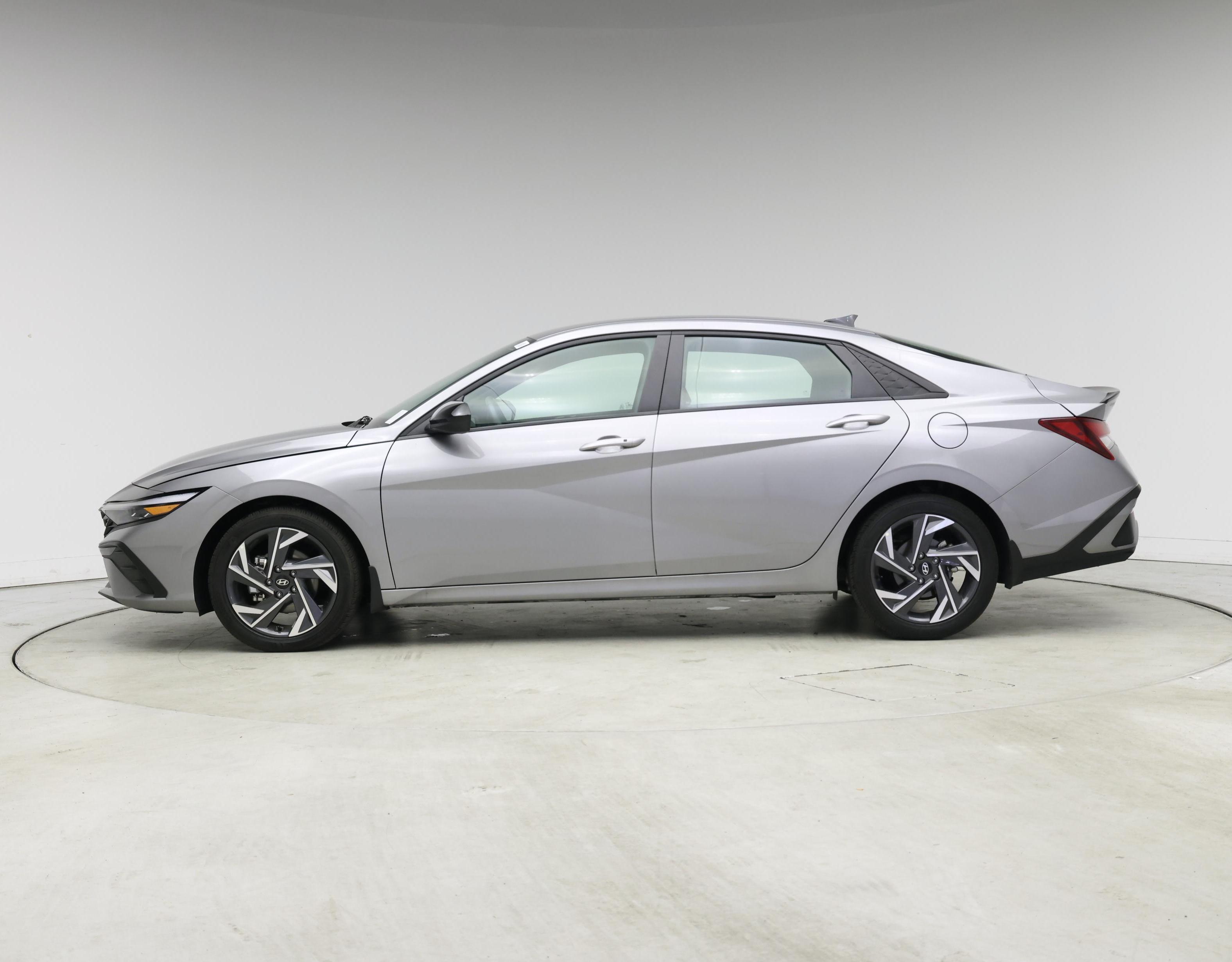 Thumbnail: 2025 Hyundai Elantra - 3