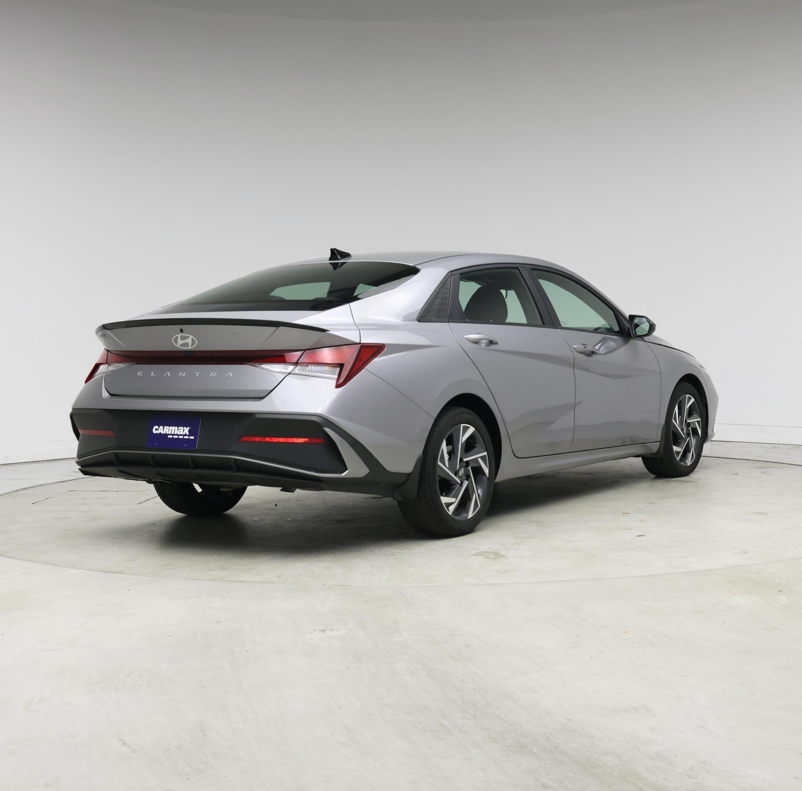 Thumbnail: 2025 Hyundai Elantra - 8