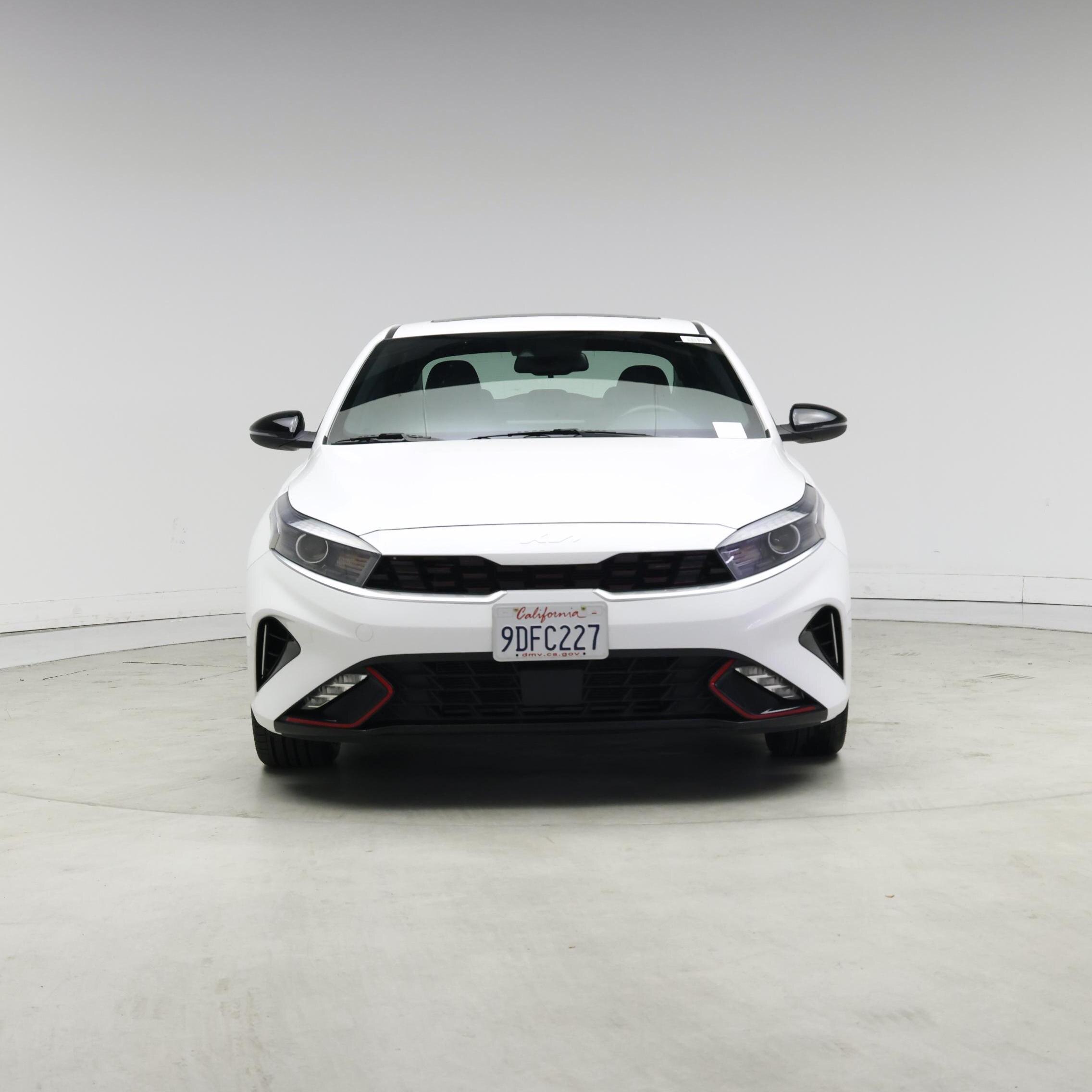 Thumbnail: 2023 Kia Forte - 5
