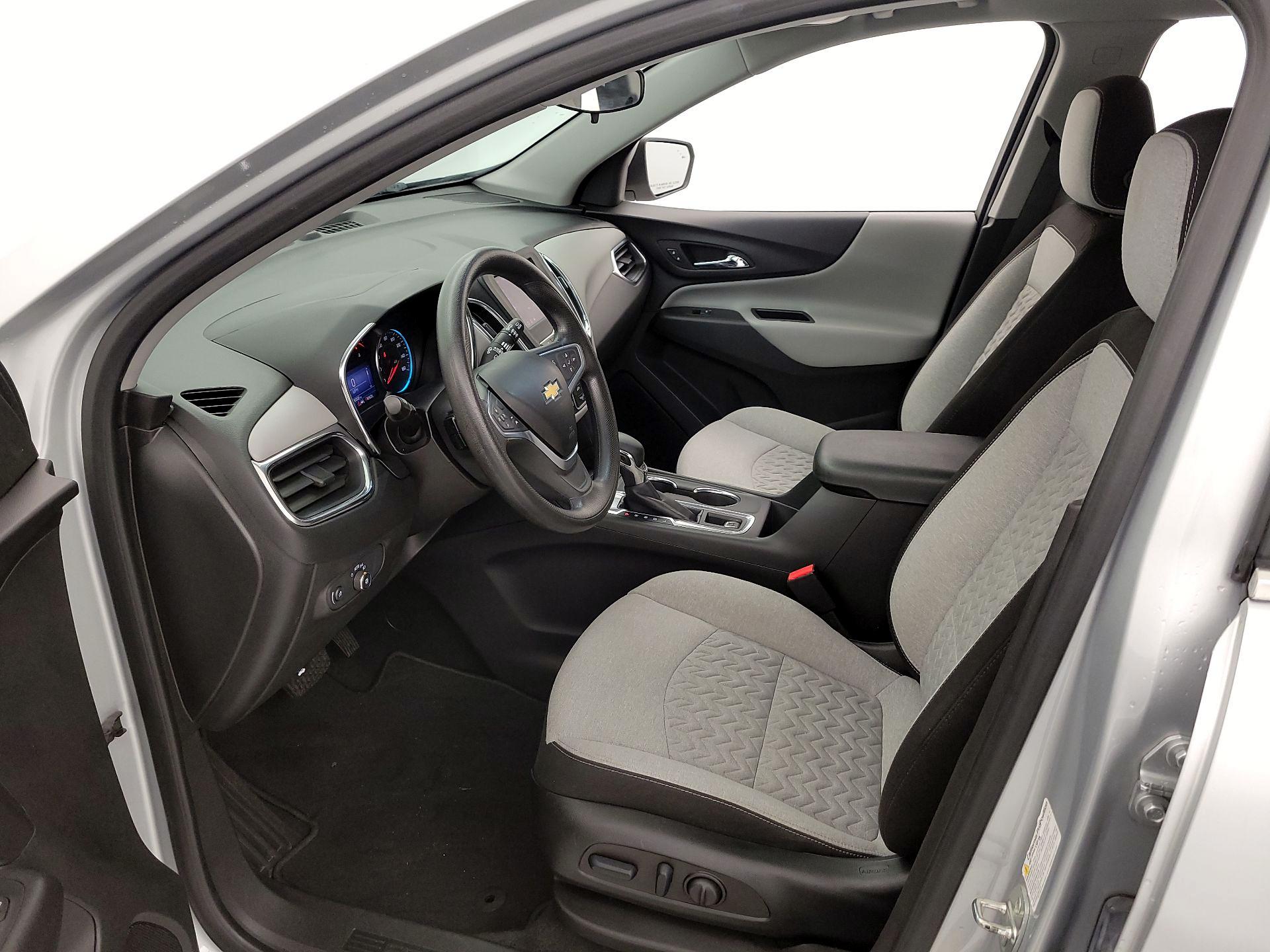 Thumbnail: 2022 Chevrolet Equinox - 11