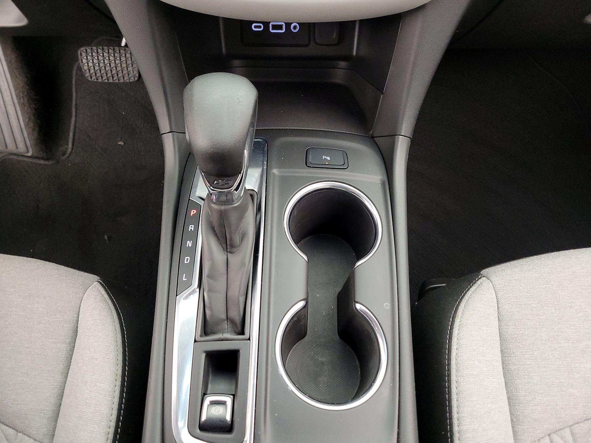 Thumbnail: 2022 Chevrolet Equinox - 17