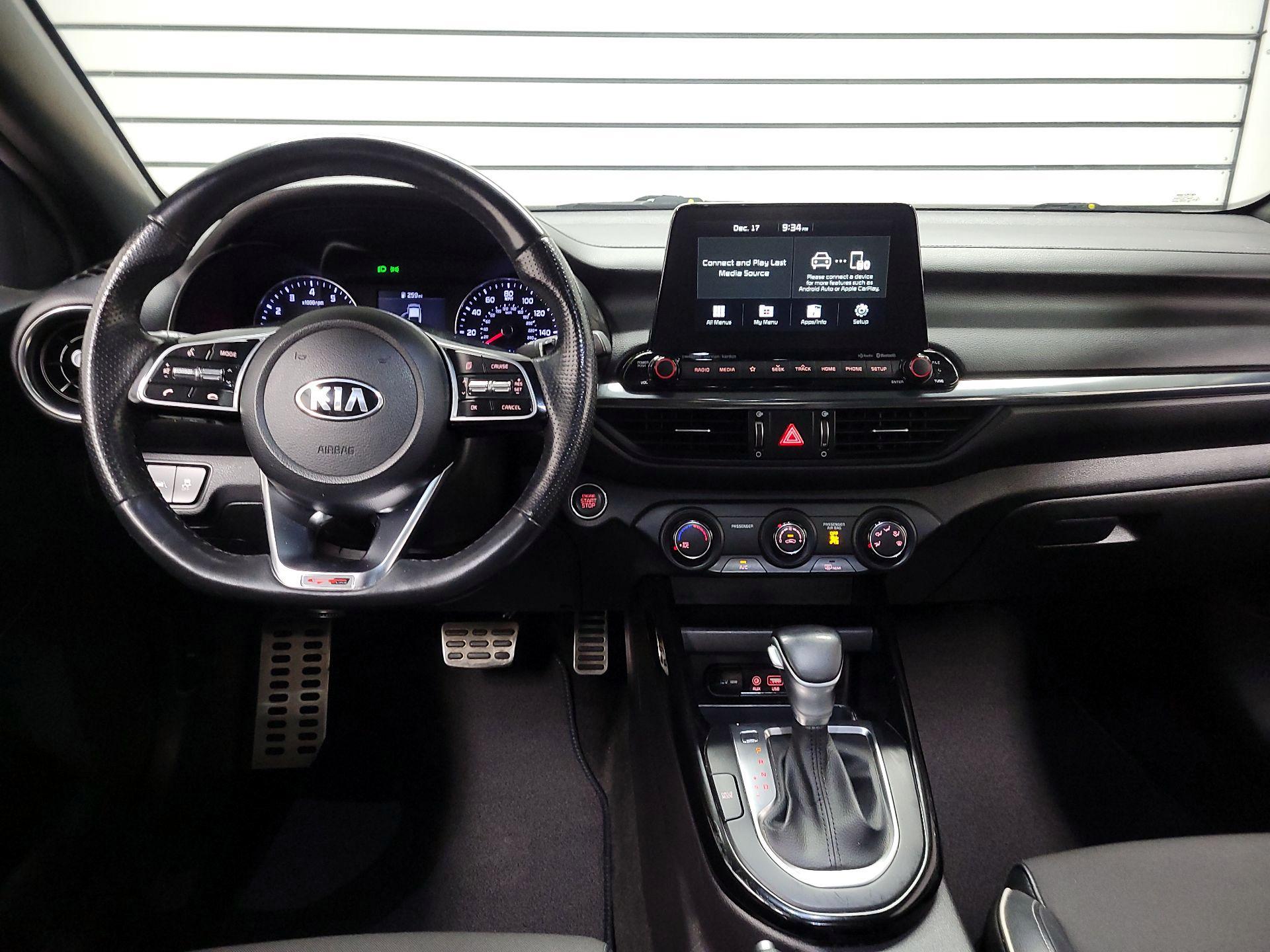 Thumbnail: 2021 Kia Forte - 9