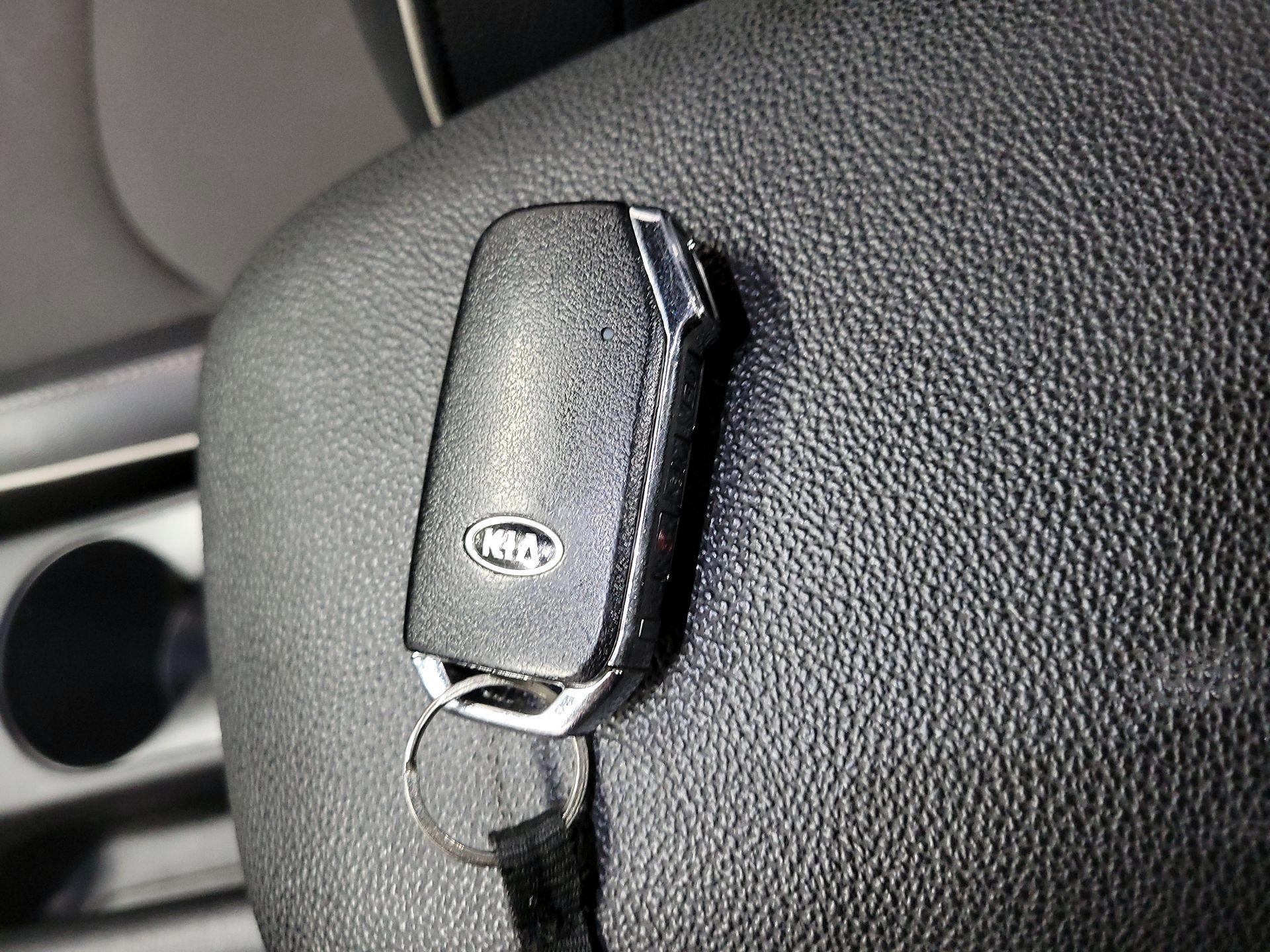 Thumbnail: 2021 Kia Forte - 20