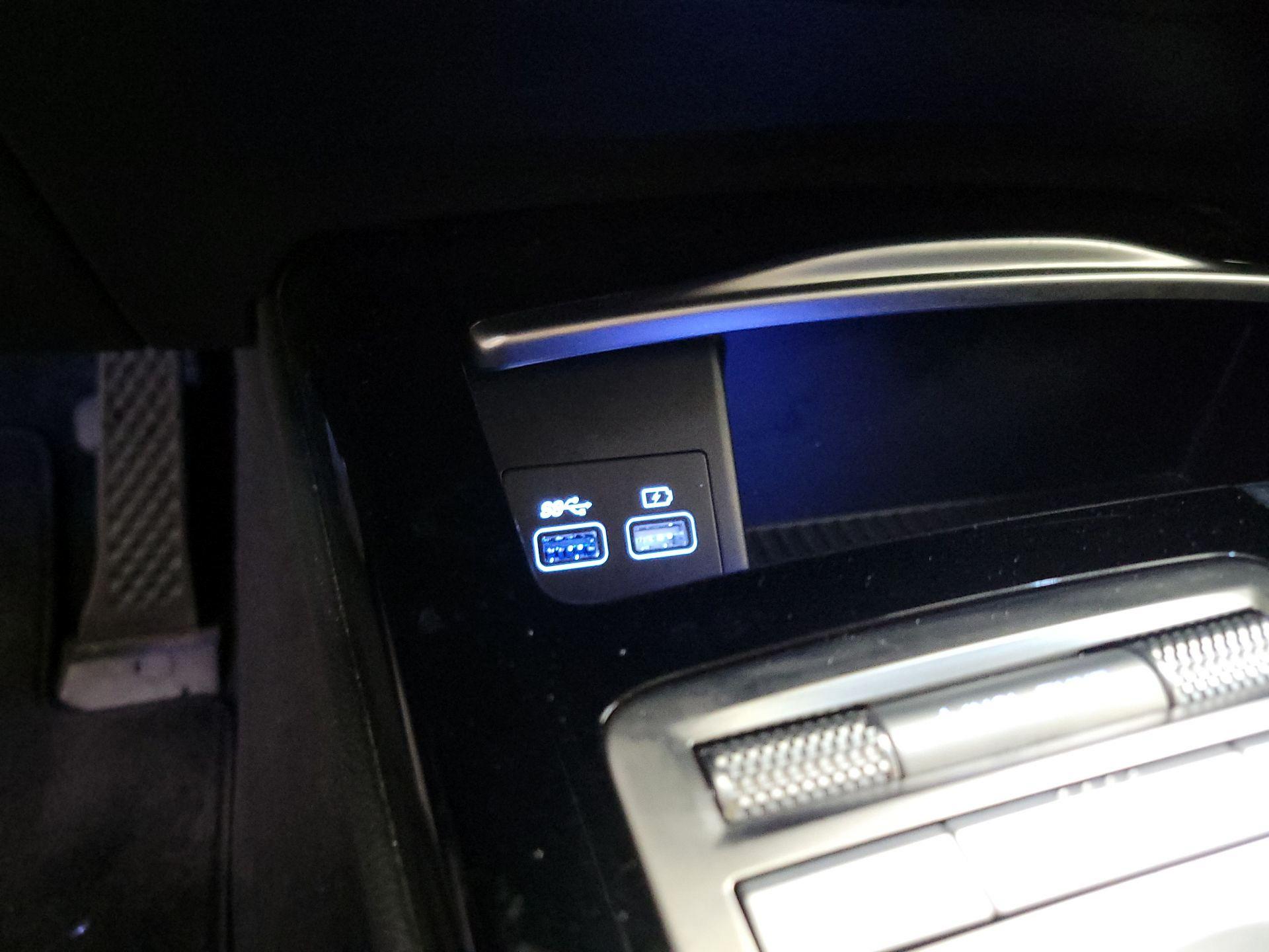 Thumbnail: 2023 Genesis G80 - 19