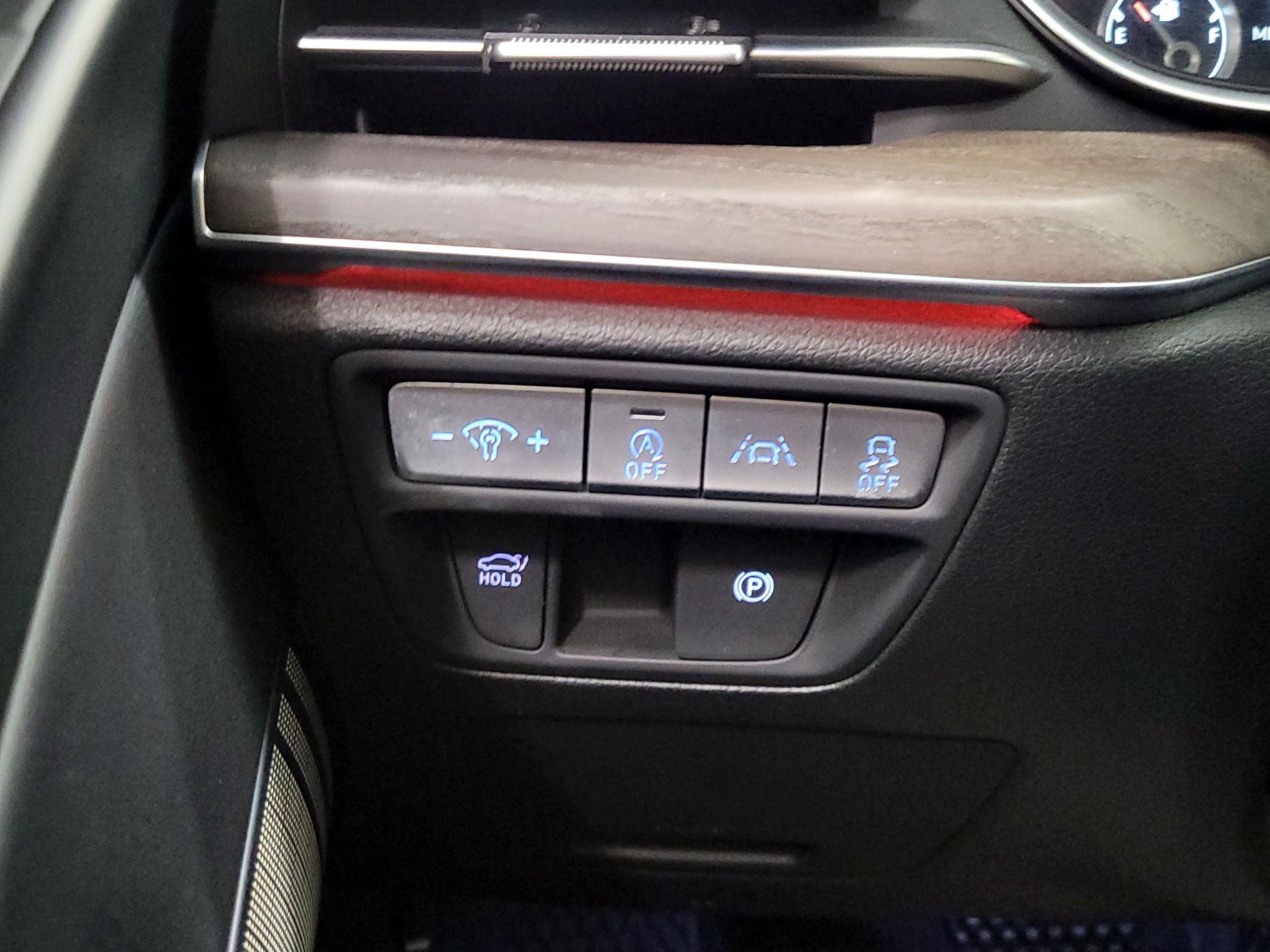 Thumbnail: 2021 Genesis G80 - 13