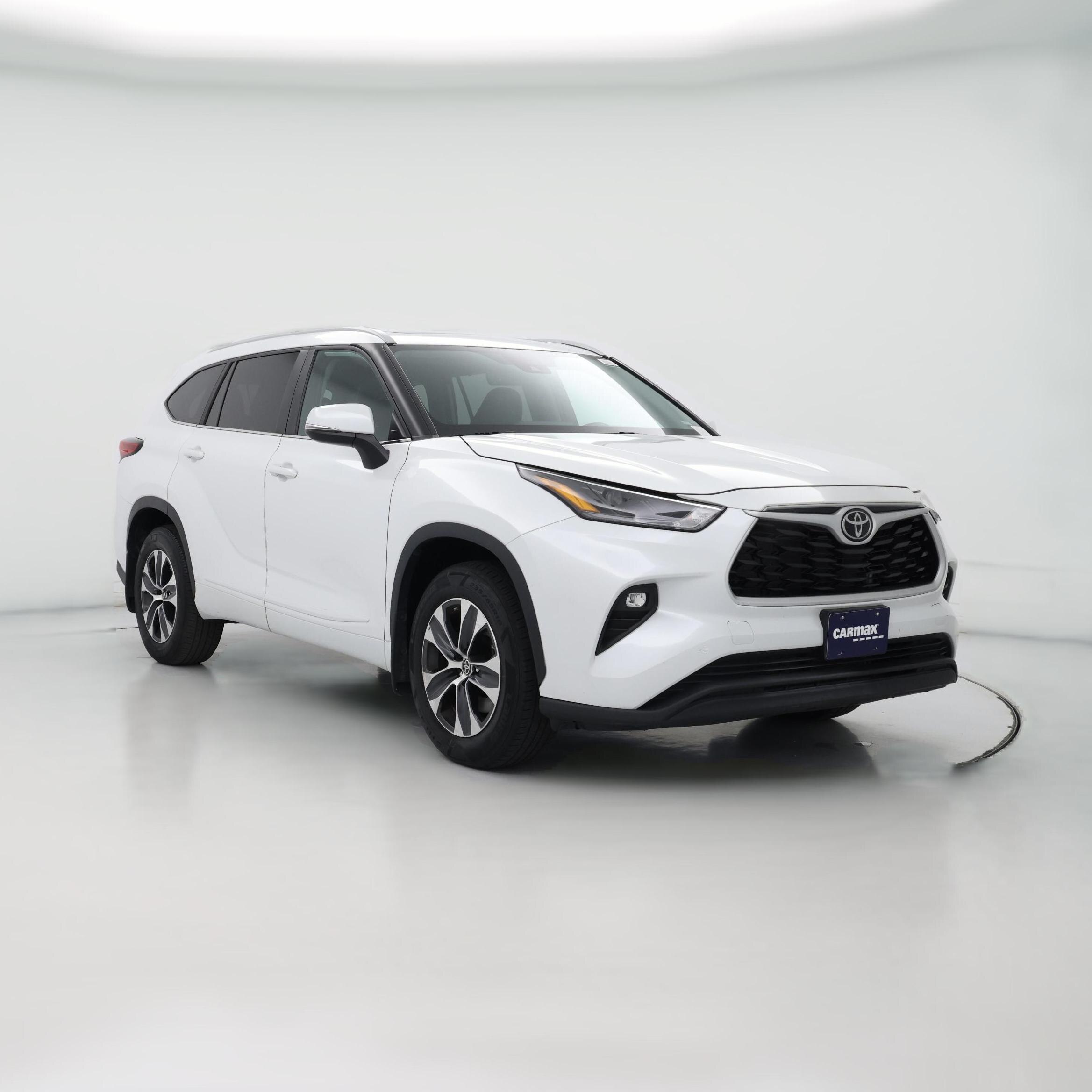 Thumbnail: 2023 Toyota Highlander - 1