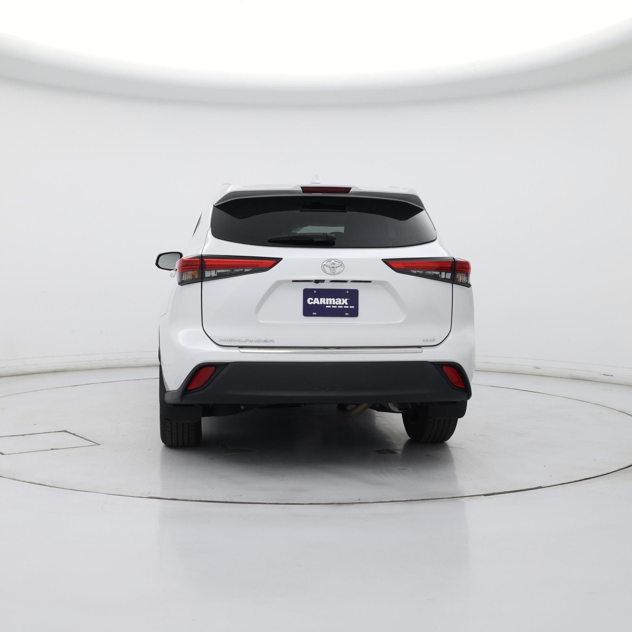 Thumbnail: 2023 Toyota Highlander - 6