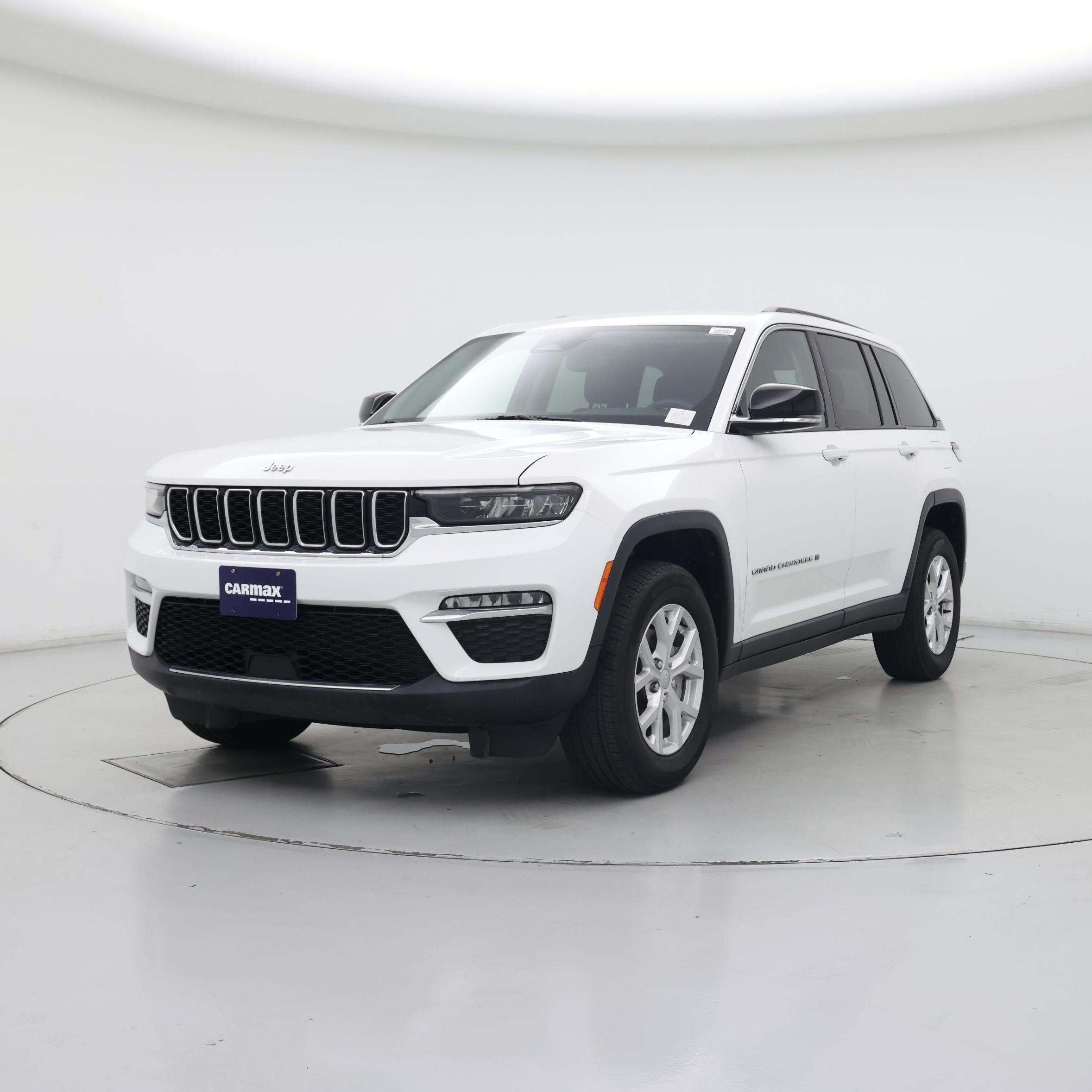 Thumbnail: 2023 Jeep Grand Cherokee - 4