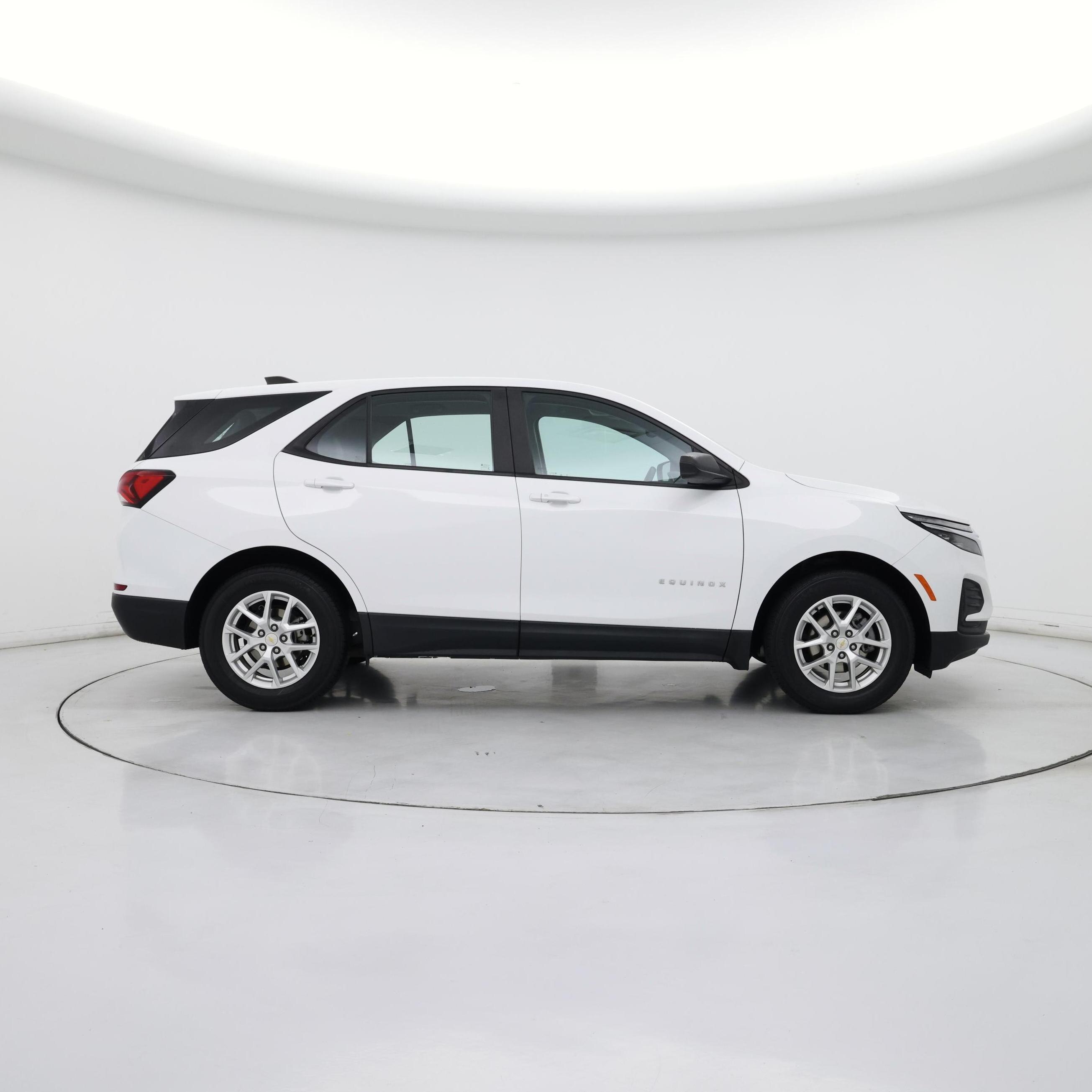 Thumbnail: 2022 Chevrolet Equinox - 7