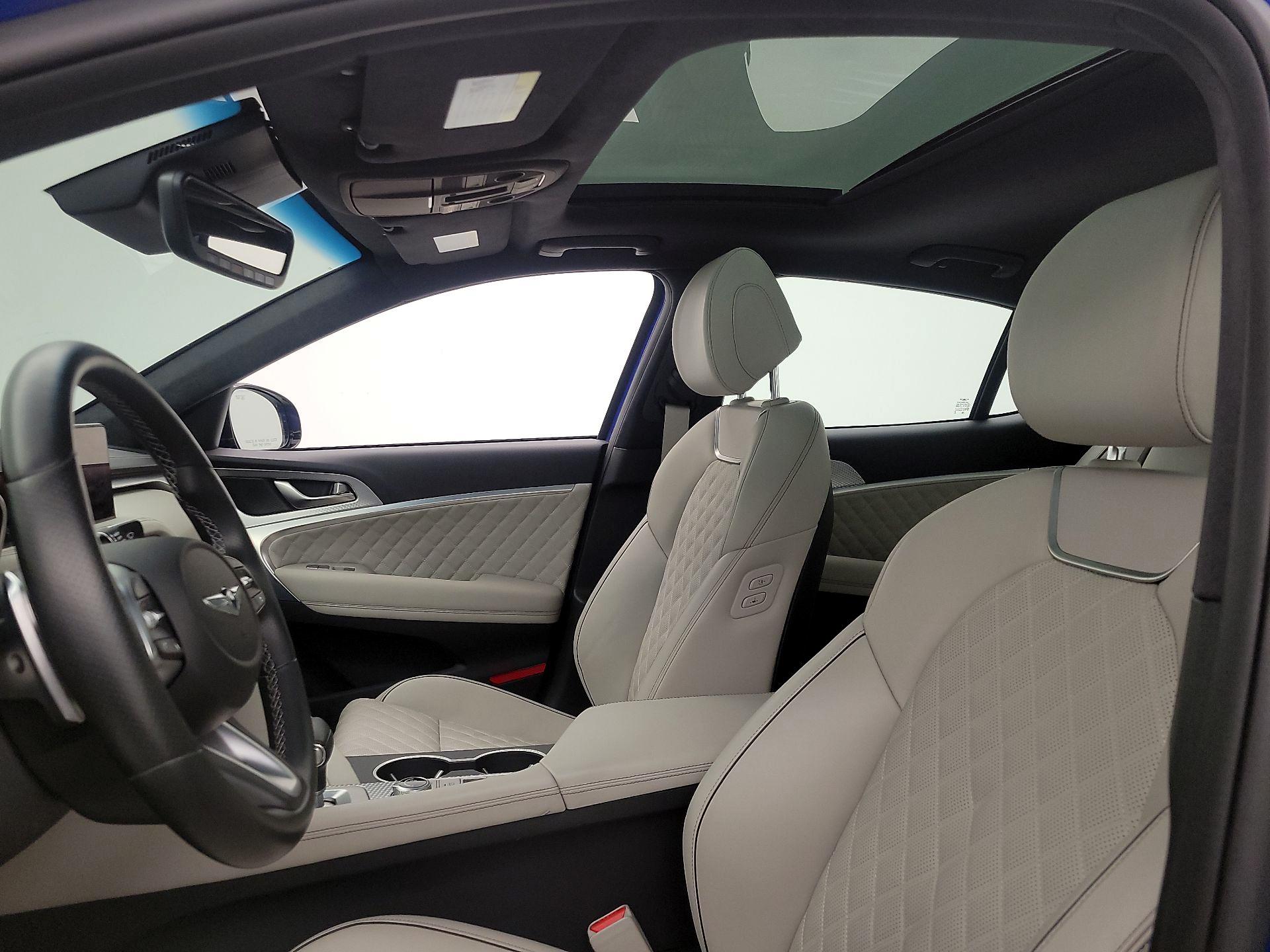 Thumbnail: 2023 Genesis G70 - 20