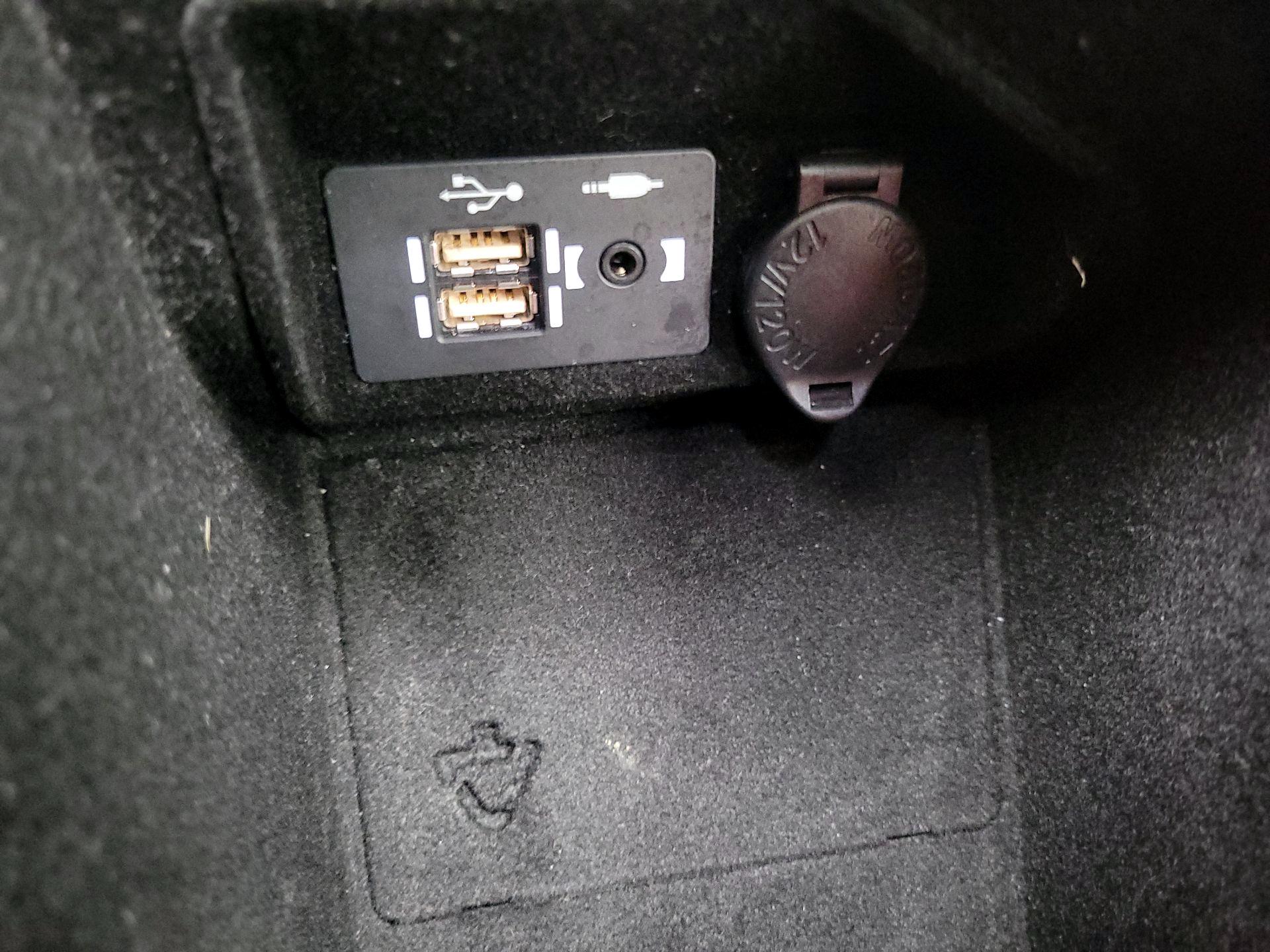 Thumbnail: 2023 Lexus IS - 18