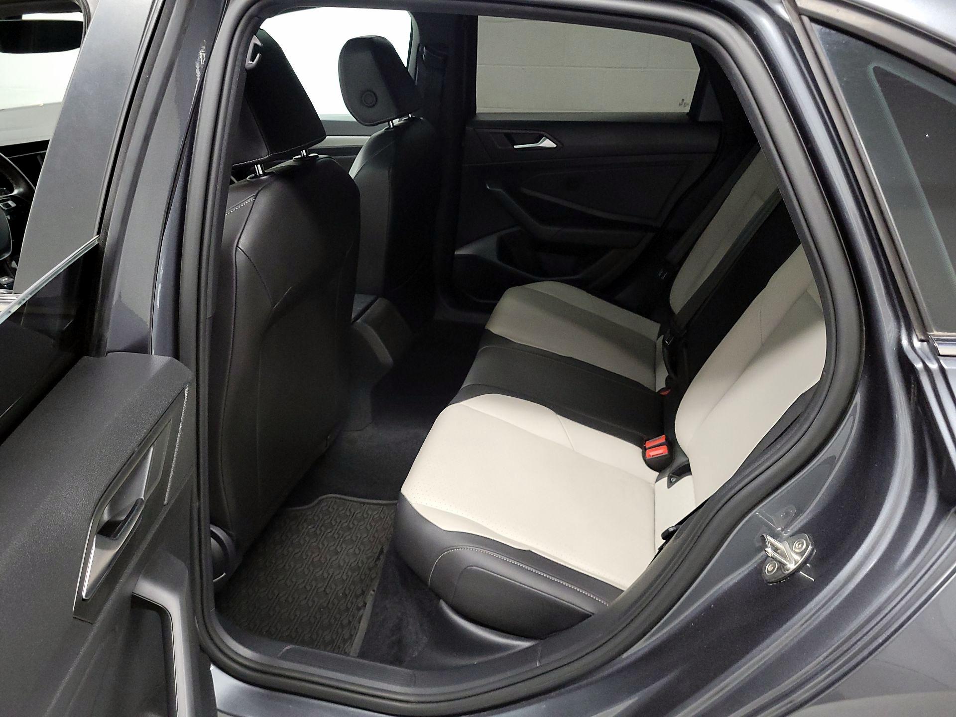 Thumbnail: 2020 Volkswagen Jetta - 20