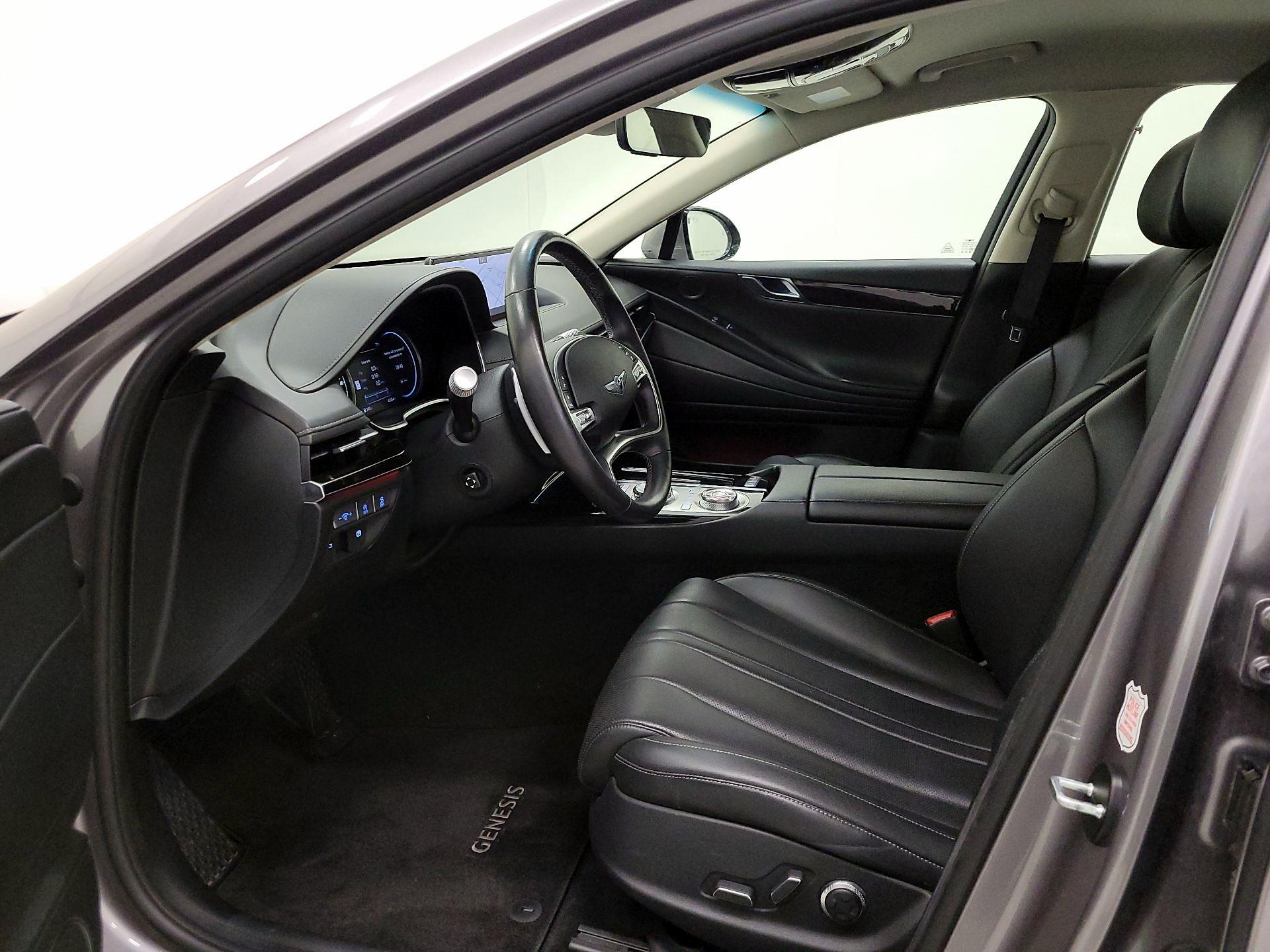 Thumbnail: 2023 Genesis G80 - 11