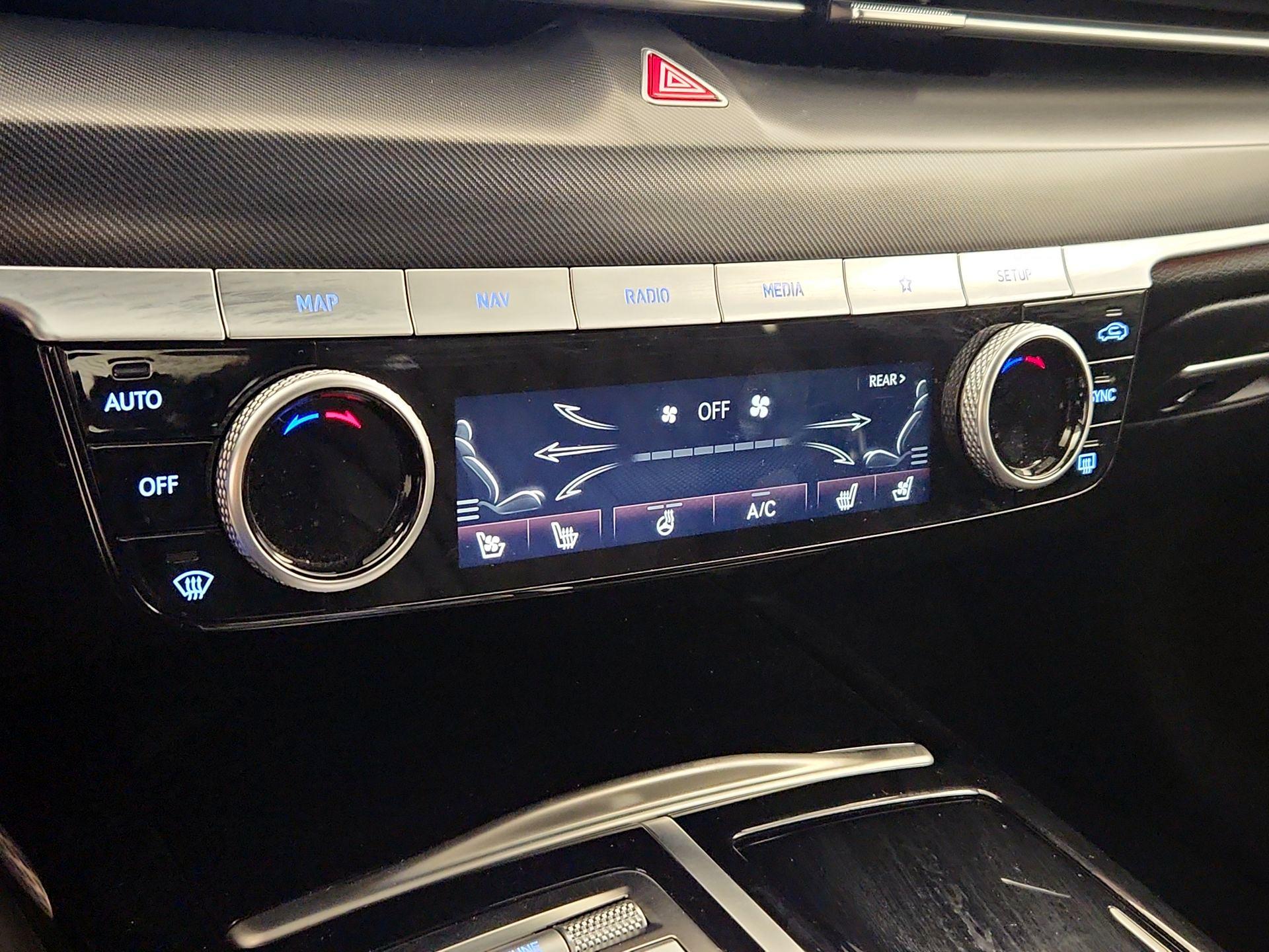 Thumbnail: 2023 Genesis G80 - 17