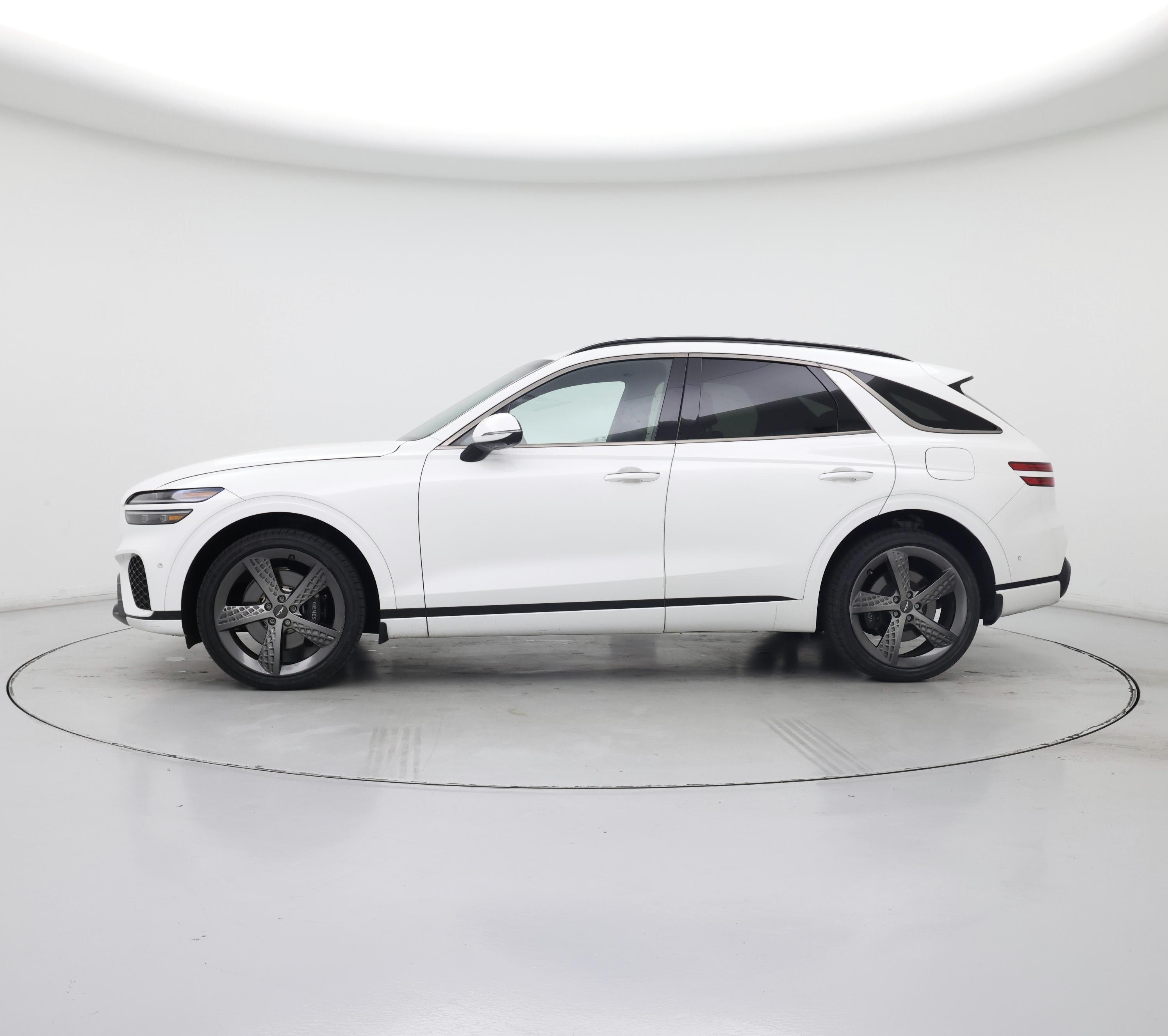 Thumbnail: 2023 Genesis GV70 - 3