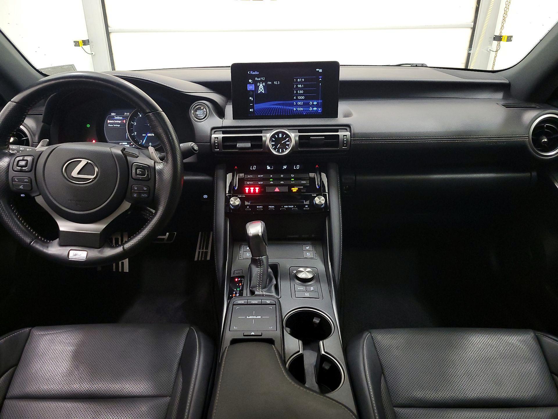 Thumbnail: 2022 Lexus IS - 9