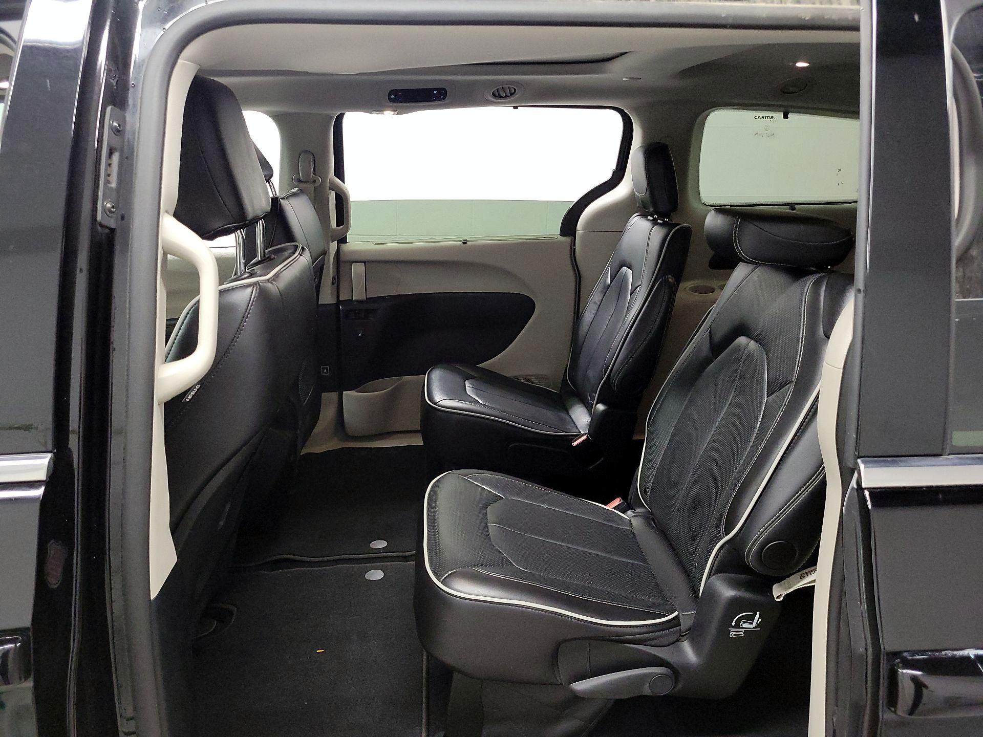 Thumbnail: 2024 Chrysler Pacifica - 14