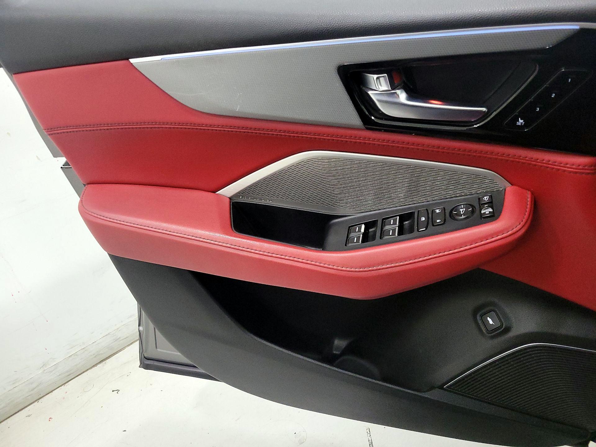 Thumbnail: 2023 Acura MDX - 12